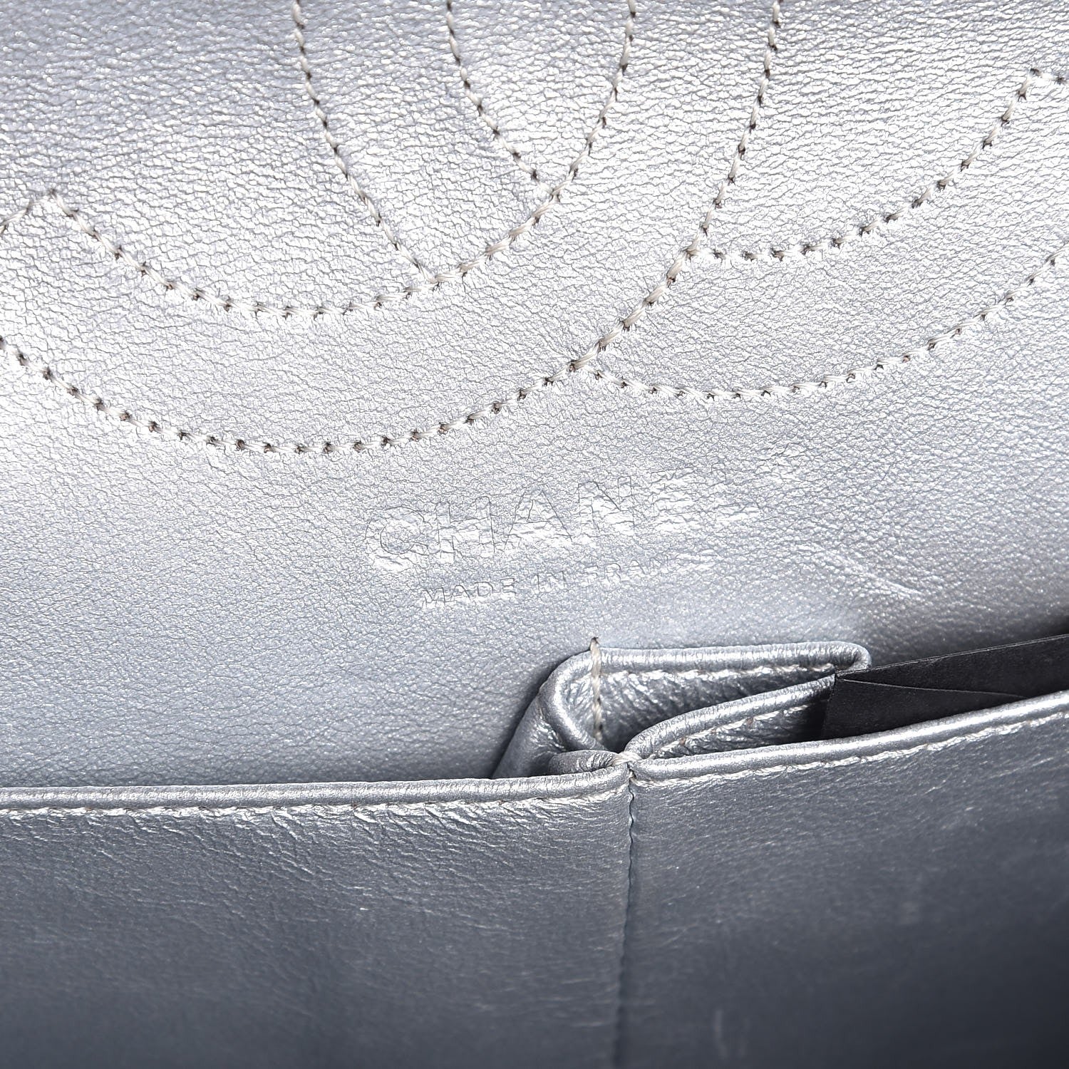 Chanel Metallic Striped Calfskin 2.55 Reissue 226 Flap Silver 6 of 7