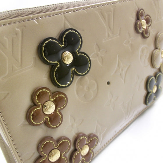 Louis Vuitton Vernis Lexington Fleur Pochette Beige 7 of 10