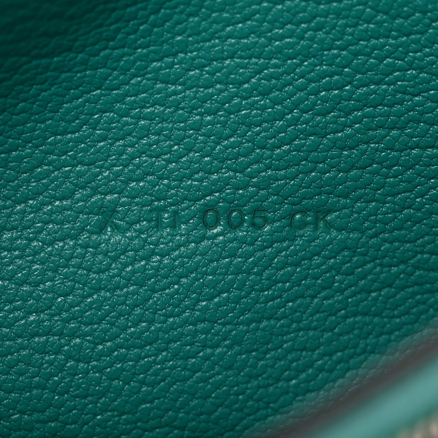 Chèvre Mysore Bearn Gusset Wallet Bleu Paon
