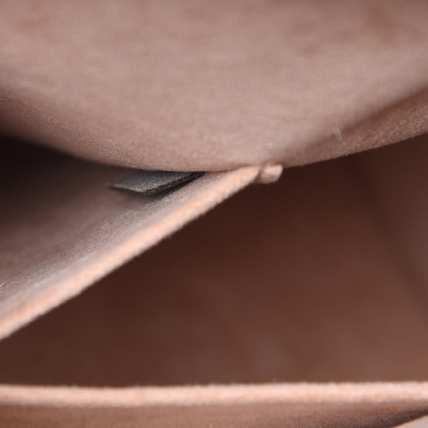 Damier Ebene Kensington Bowling Bag