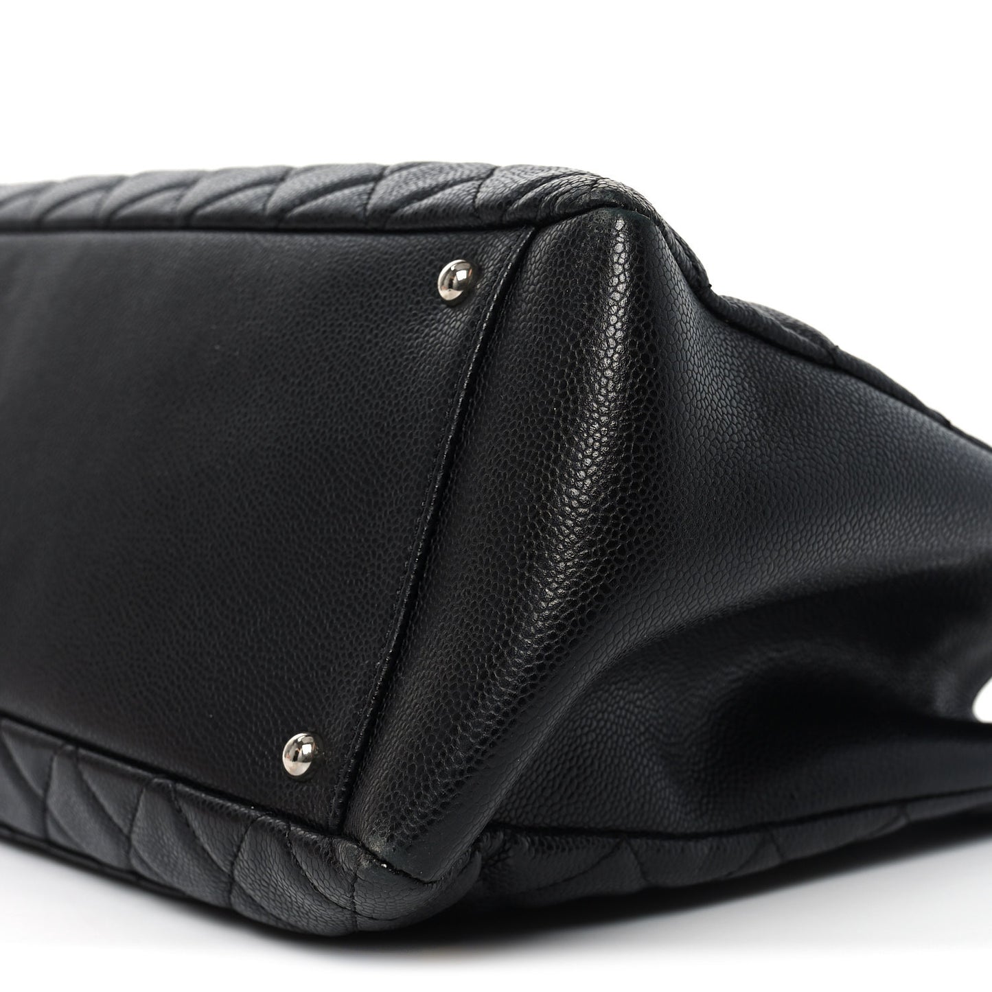 Caviar Quilted XL Grand Shopping Tote GST Black