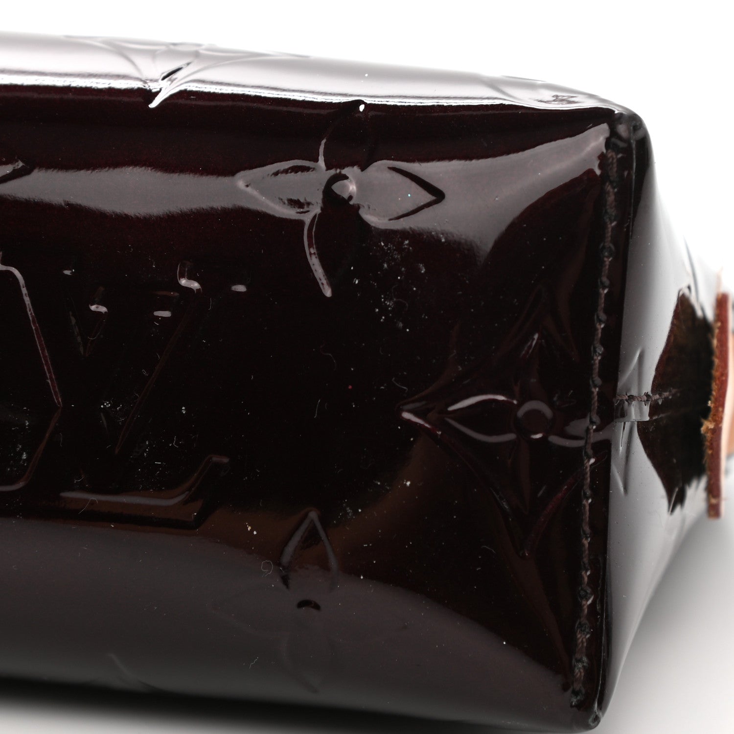 Louis Vuitton Vernis Cosmetic Pouch Amarante 9 of 12