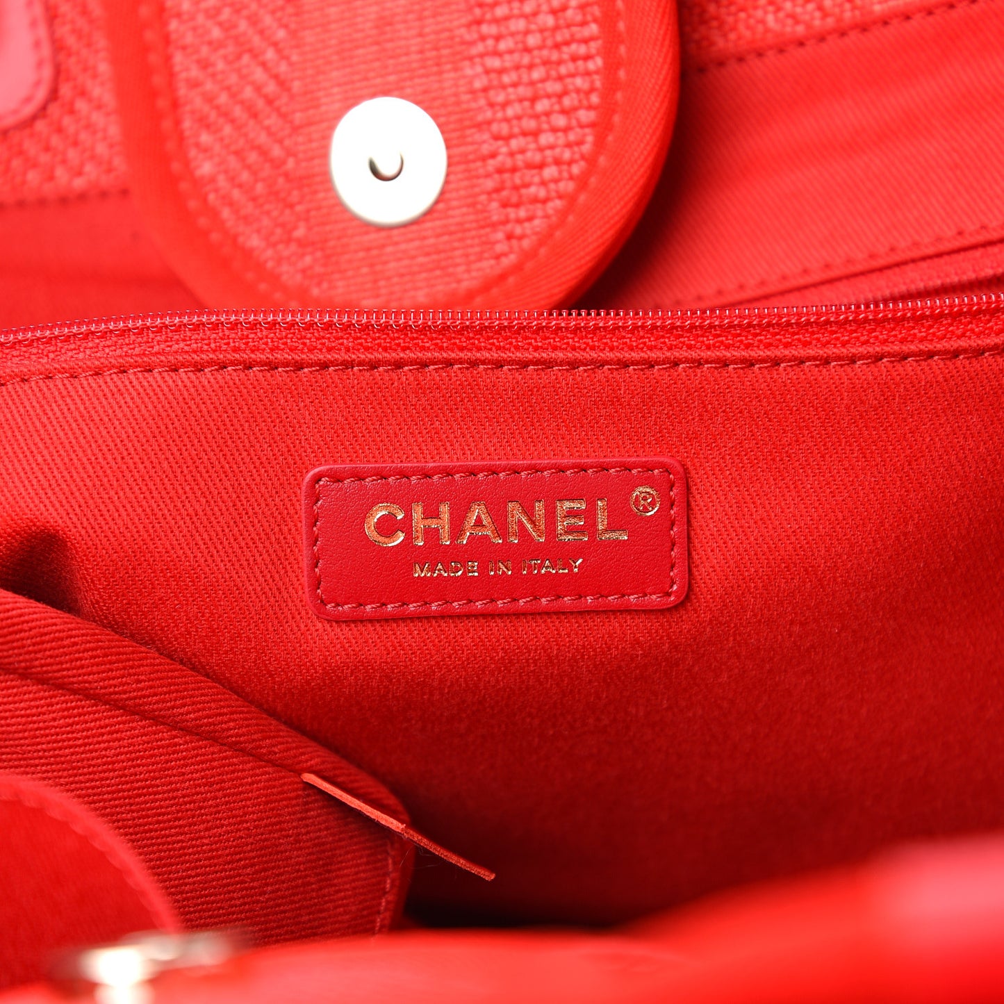 Straw Raffia Calfskin Striped Medium Deauville Tote Red