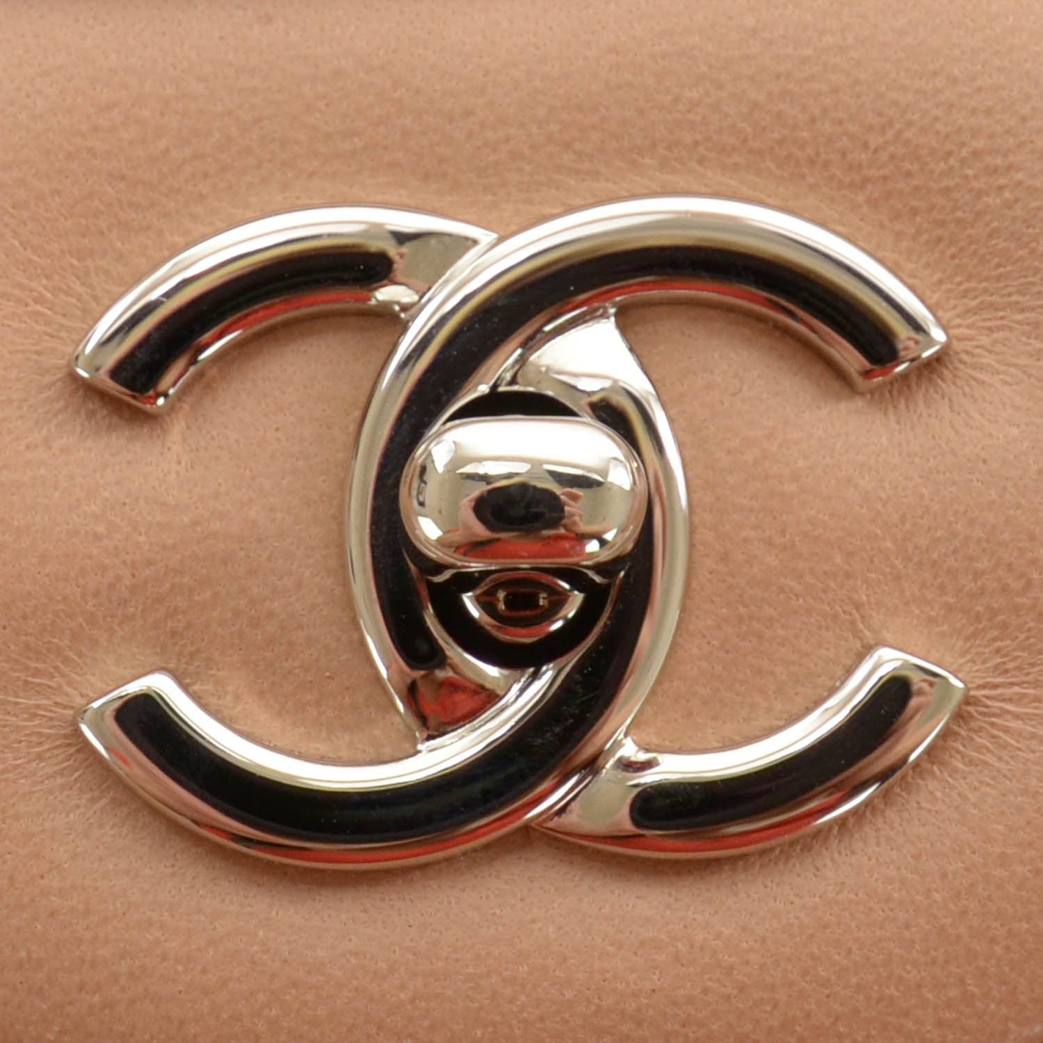Chanel Lambskin Jumbo Single Flap Beige 5 of 10