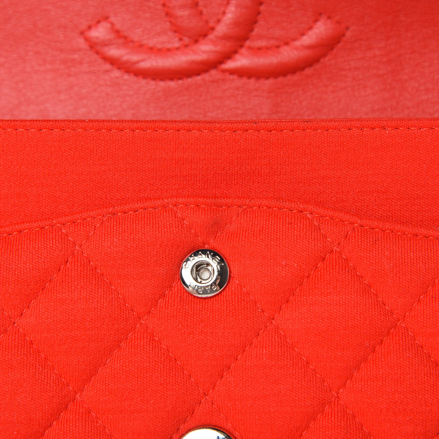 Jersey Quilted Medium Double Flap Red