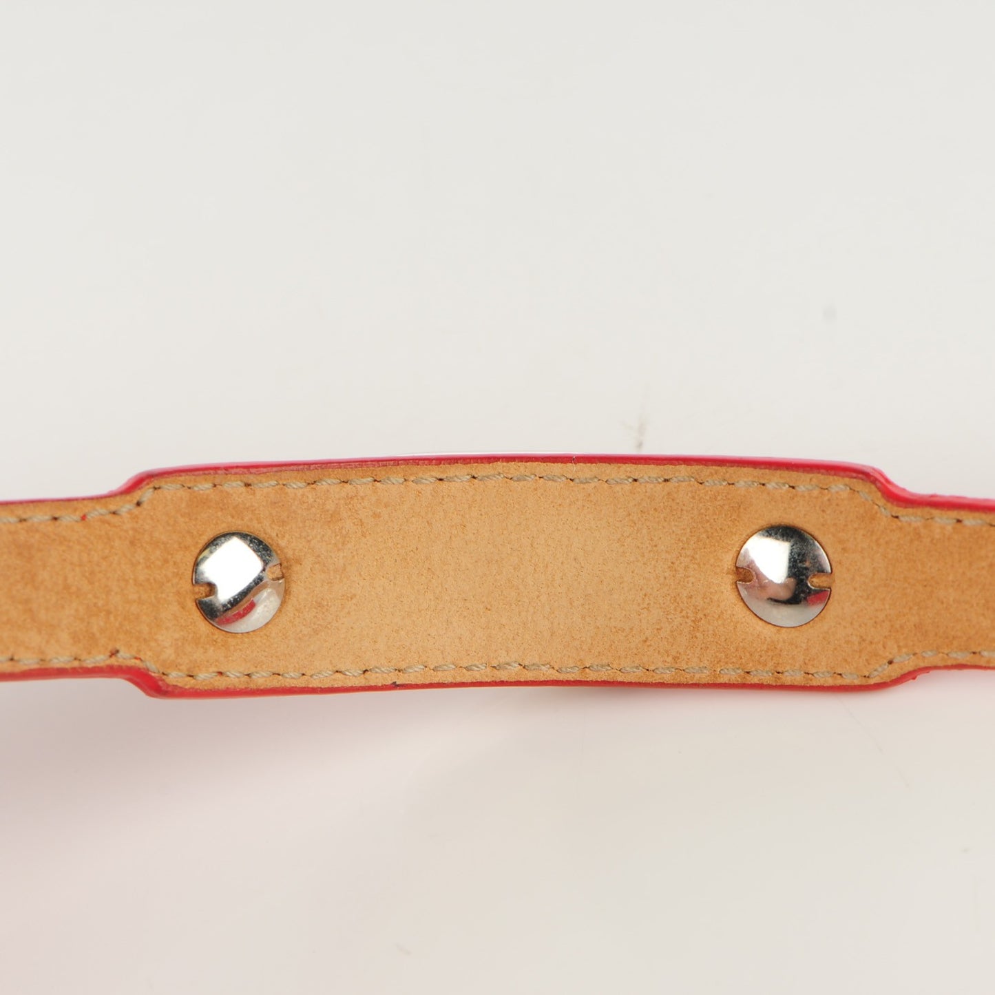 Matte Goatskin Rubber Covered Classic Hardware Triple Tour M Bracelet Rouge Coquelicot