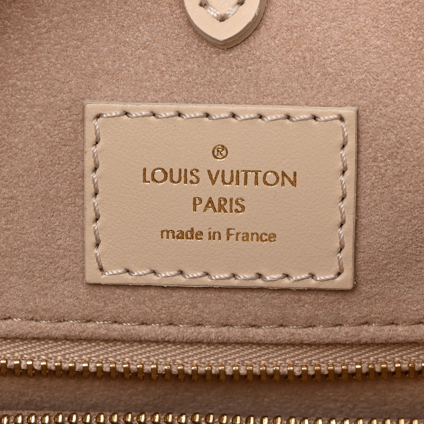 LOUIS VUITTON Empreinte Monogram Giant Onthego MM Creme Rose Trianon