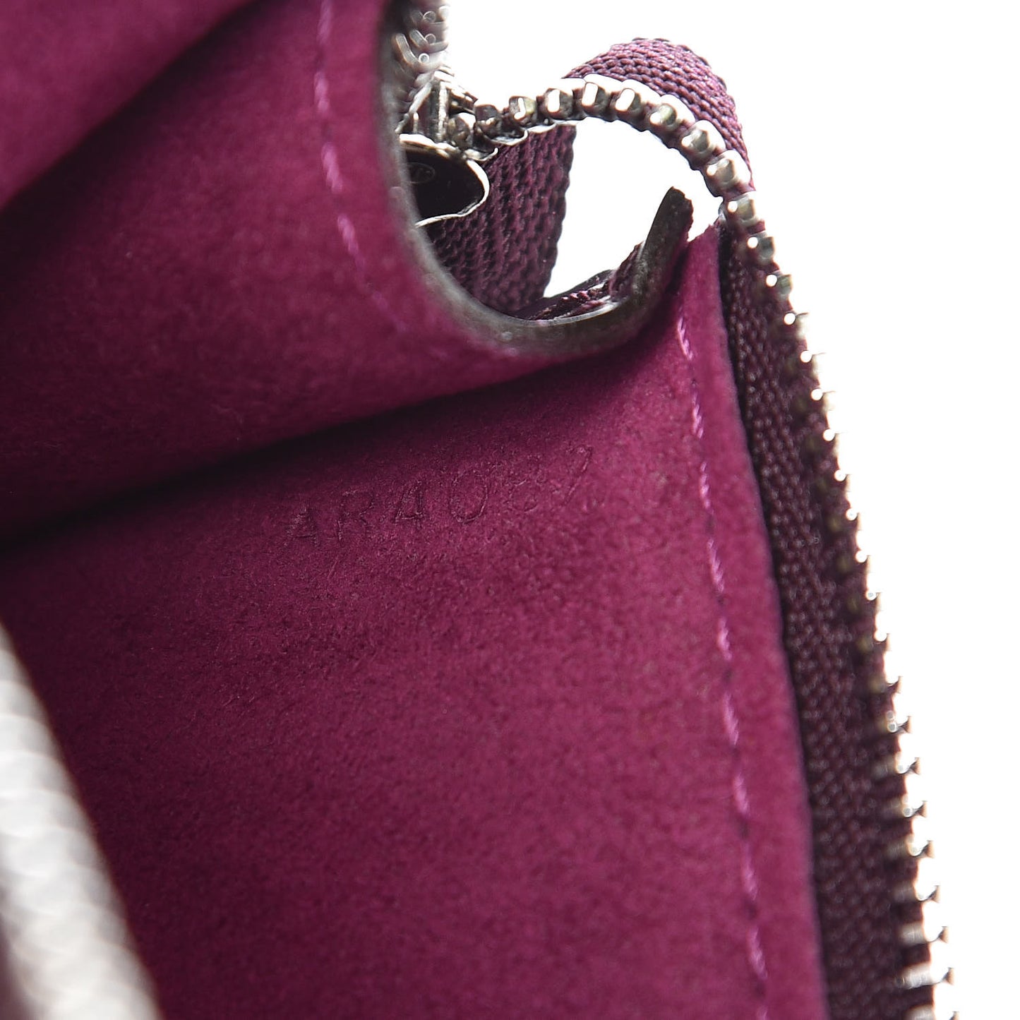 Epi Pochette Accessories 24 Cassis