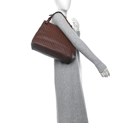 Bottega Veneta Nappa Intrecciato Medium Garda Shoulder Bag Truflle 2 of 10