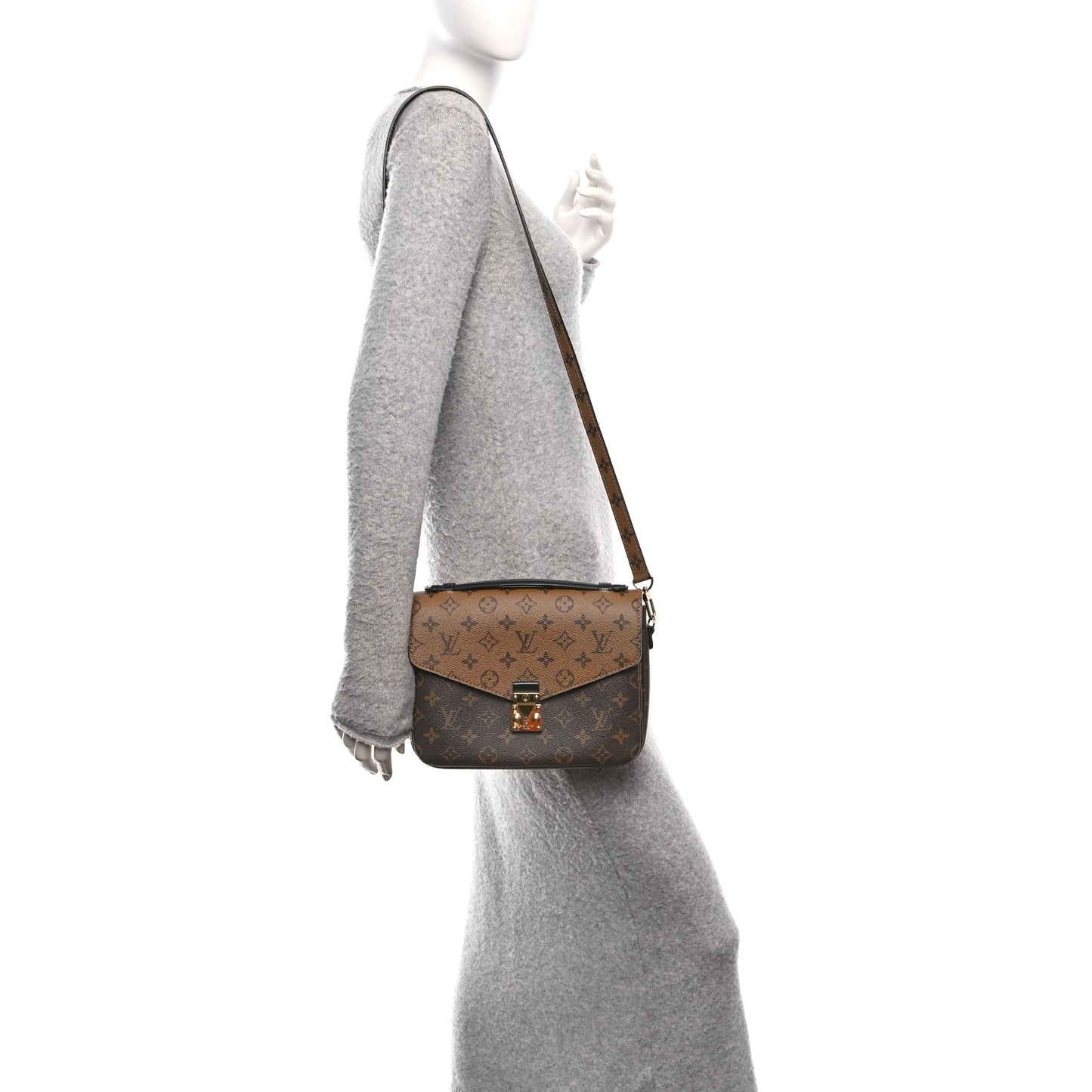 Reverse Monogram Pochette Metis