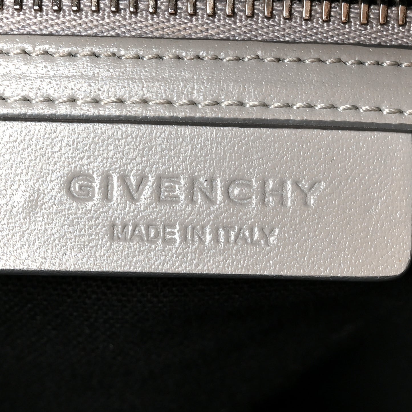 Shiny Lord Calfskin Small Antigona Pearl Grey