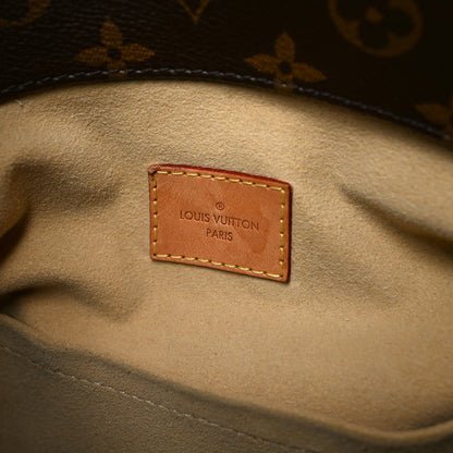 Louis Vuitton Monogram Artsy MM 6 of 9