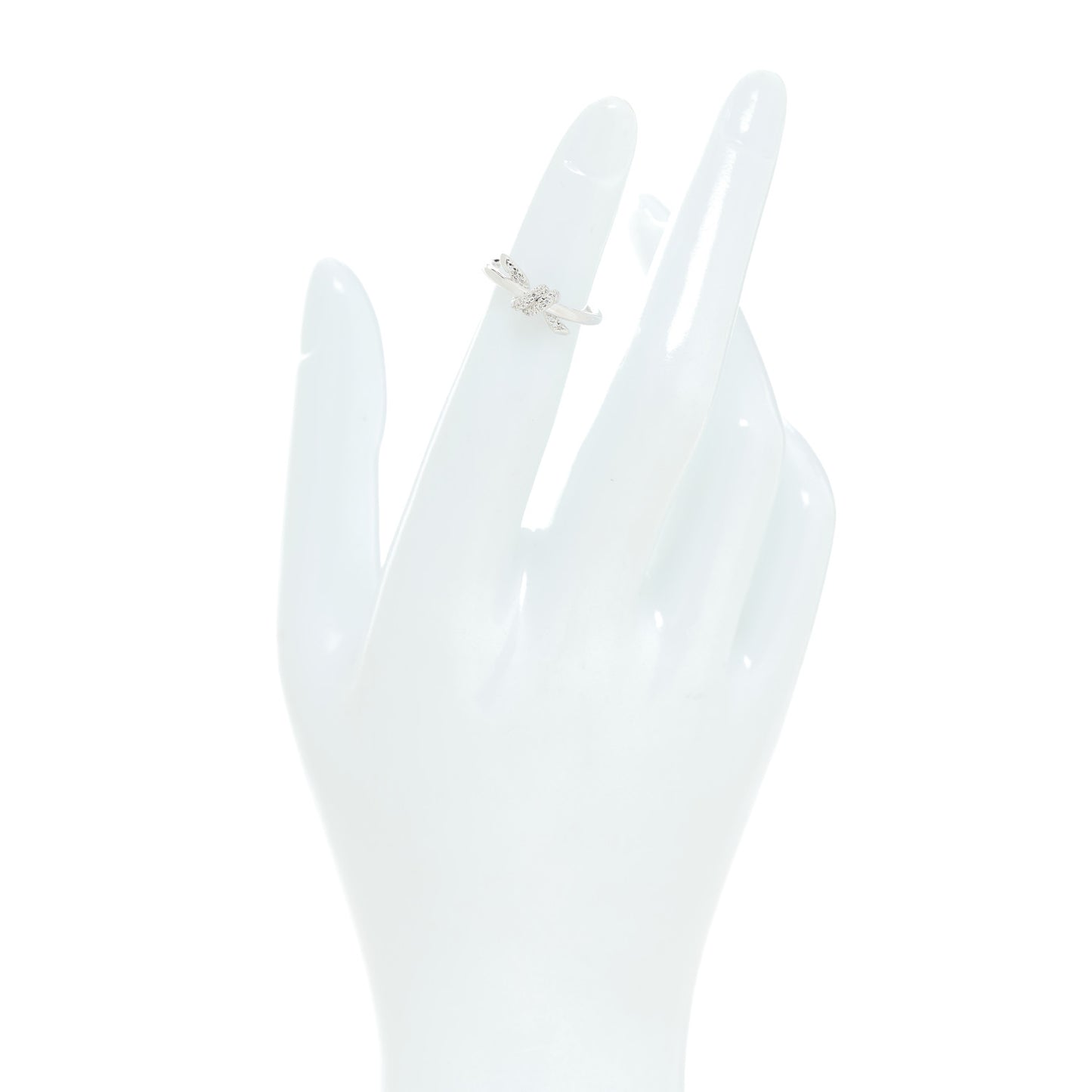18K White Gold Diamond Small Knot Ring 47 4