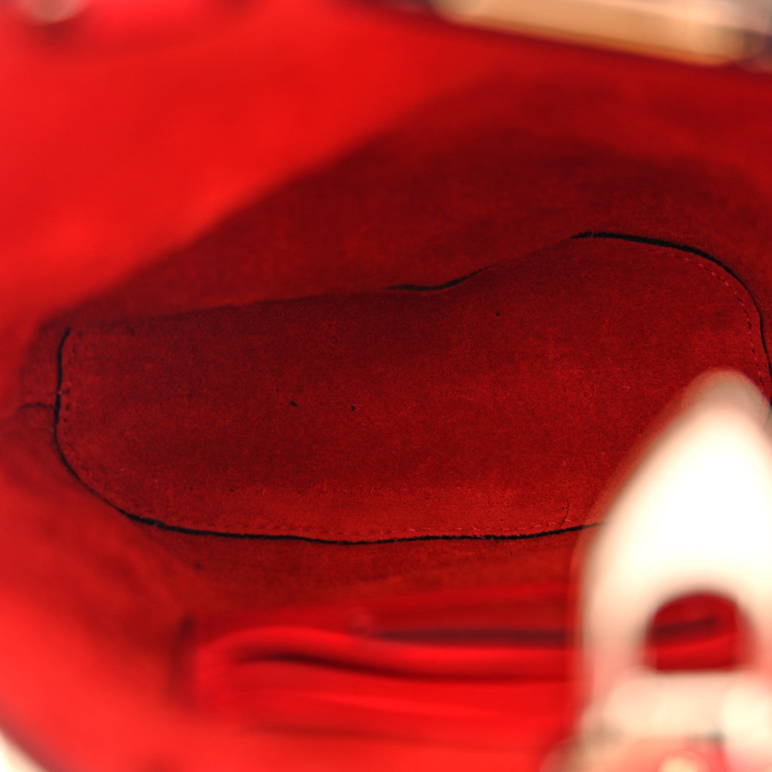 Valentino Garavani Pebbled Calfskin Rockstud Bucket Bag Red 5 of 10