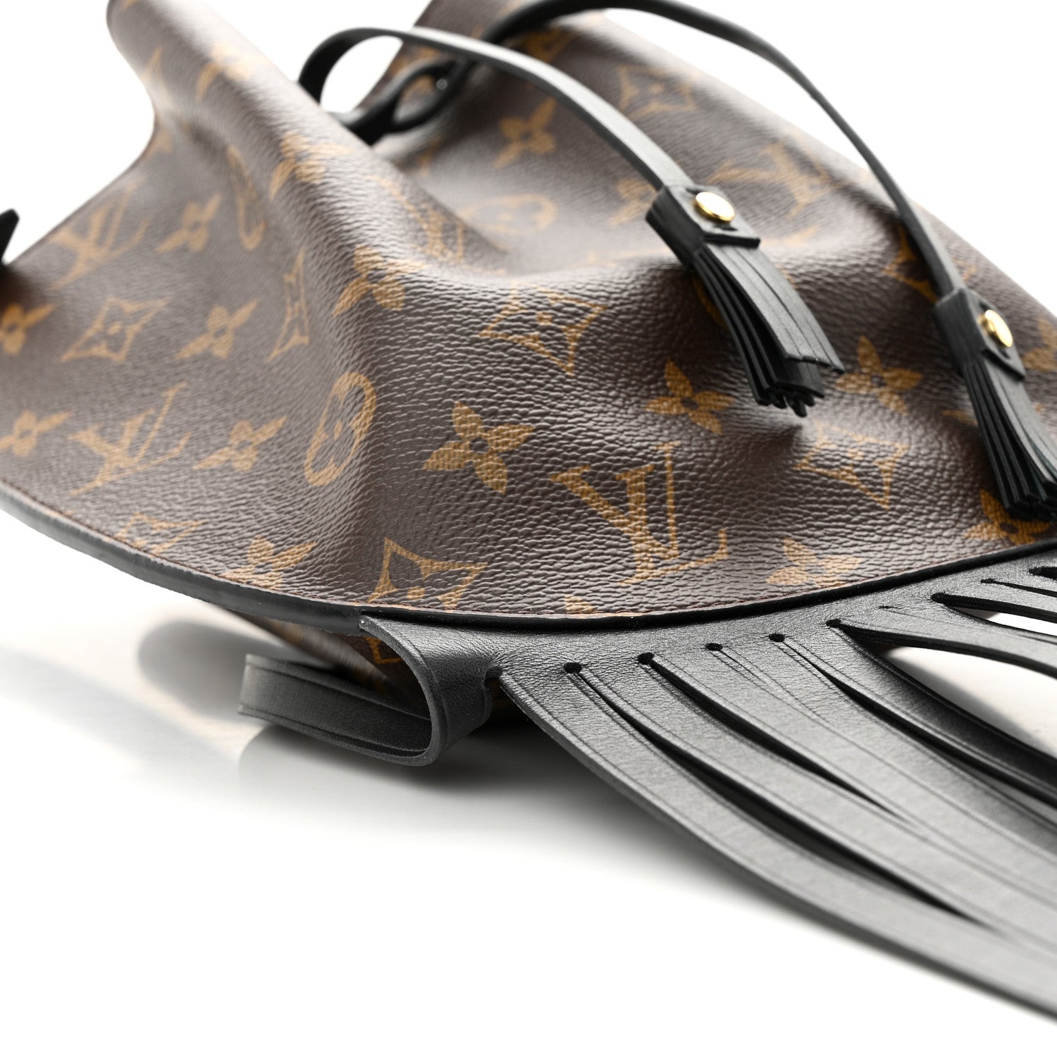 Louis Vuitton Monogram Fringed Noe 8 of 9