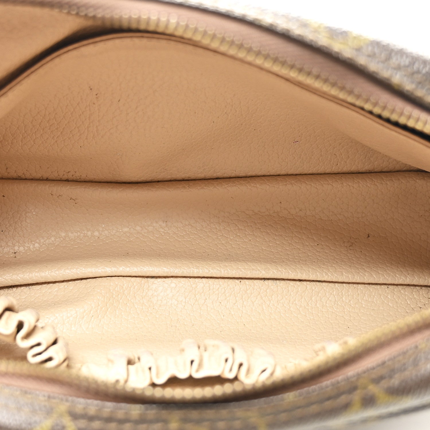 Louis Vuitton Monogram Trousse Toilette 23 5 of 7