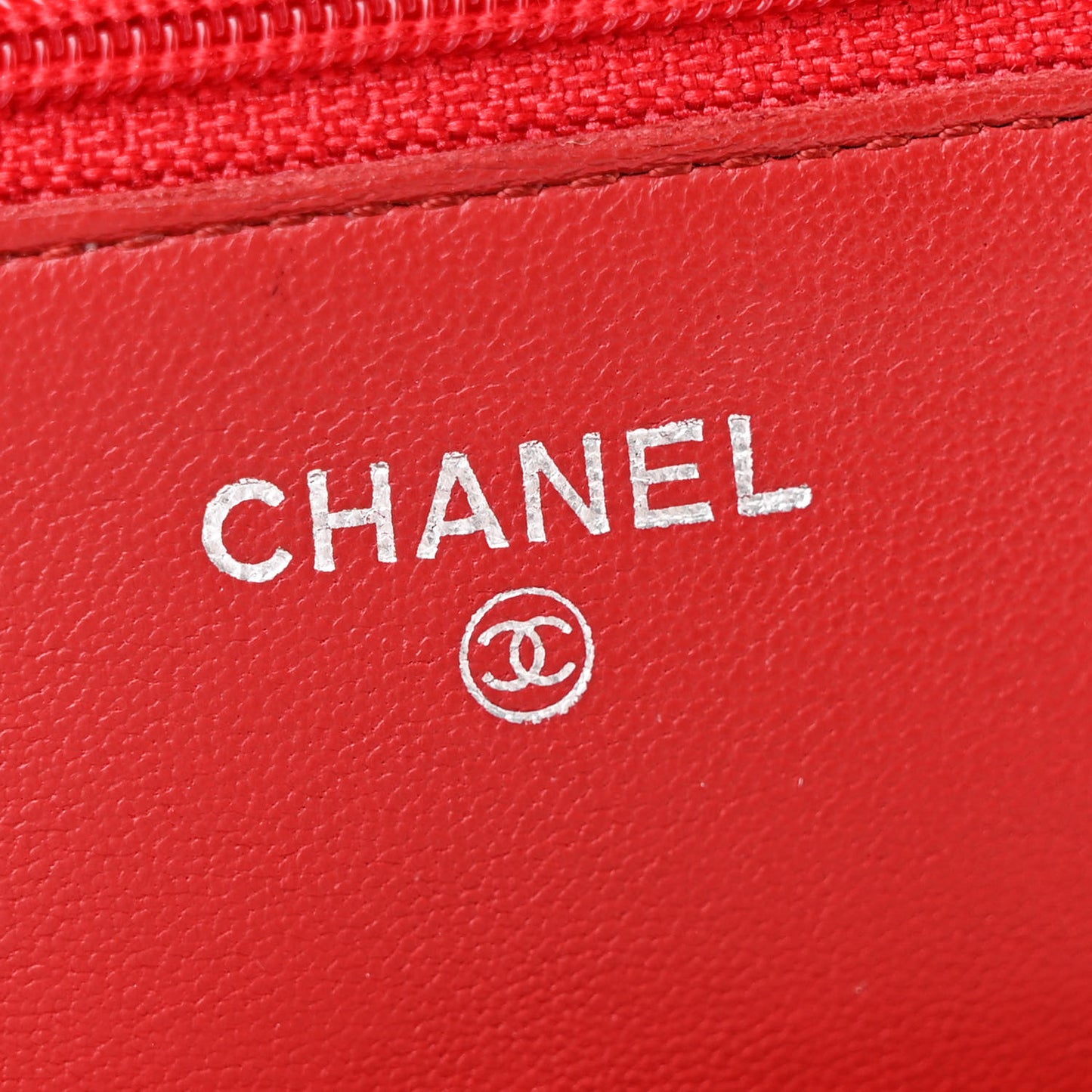 Lambskin Quilted Wallet On Chain WOC Red