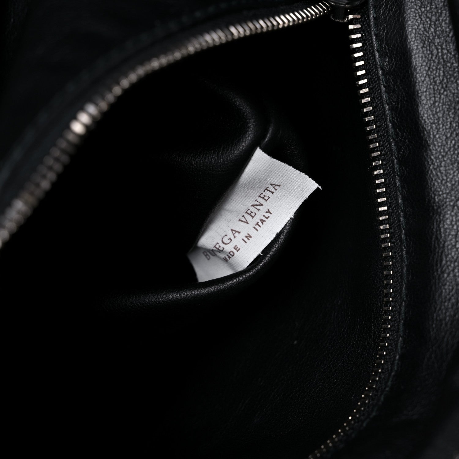 Bottega Veneta Supple Calfskin BV Twist Black 6 of 10