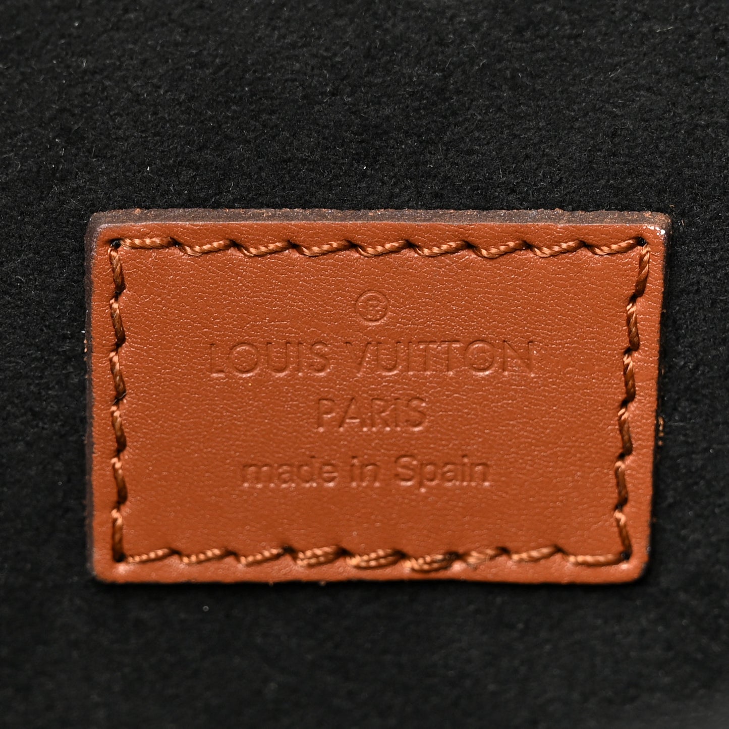 Reverse Monogram Dauphine MM