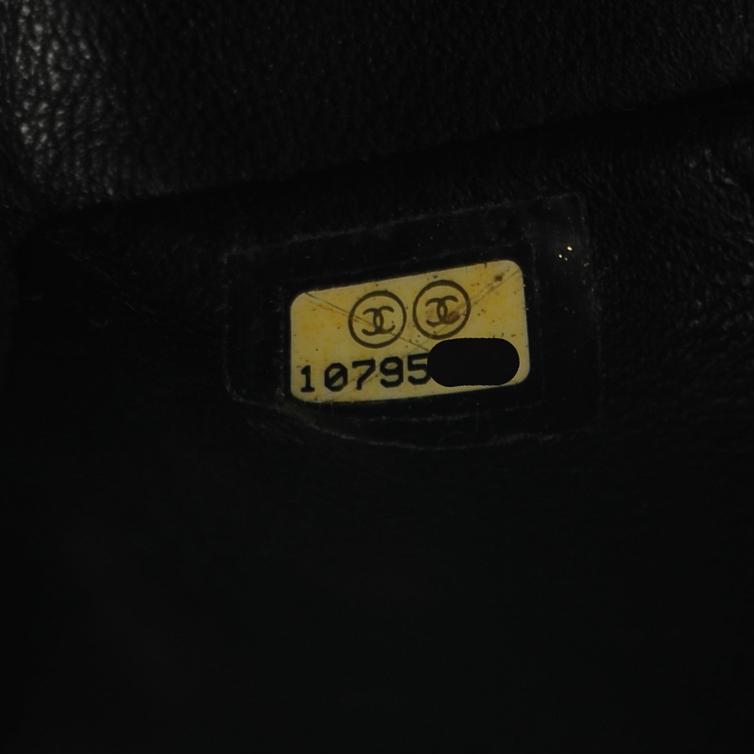 Chanel Caviar Quilted East West Flap Black 9 of 9