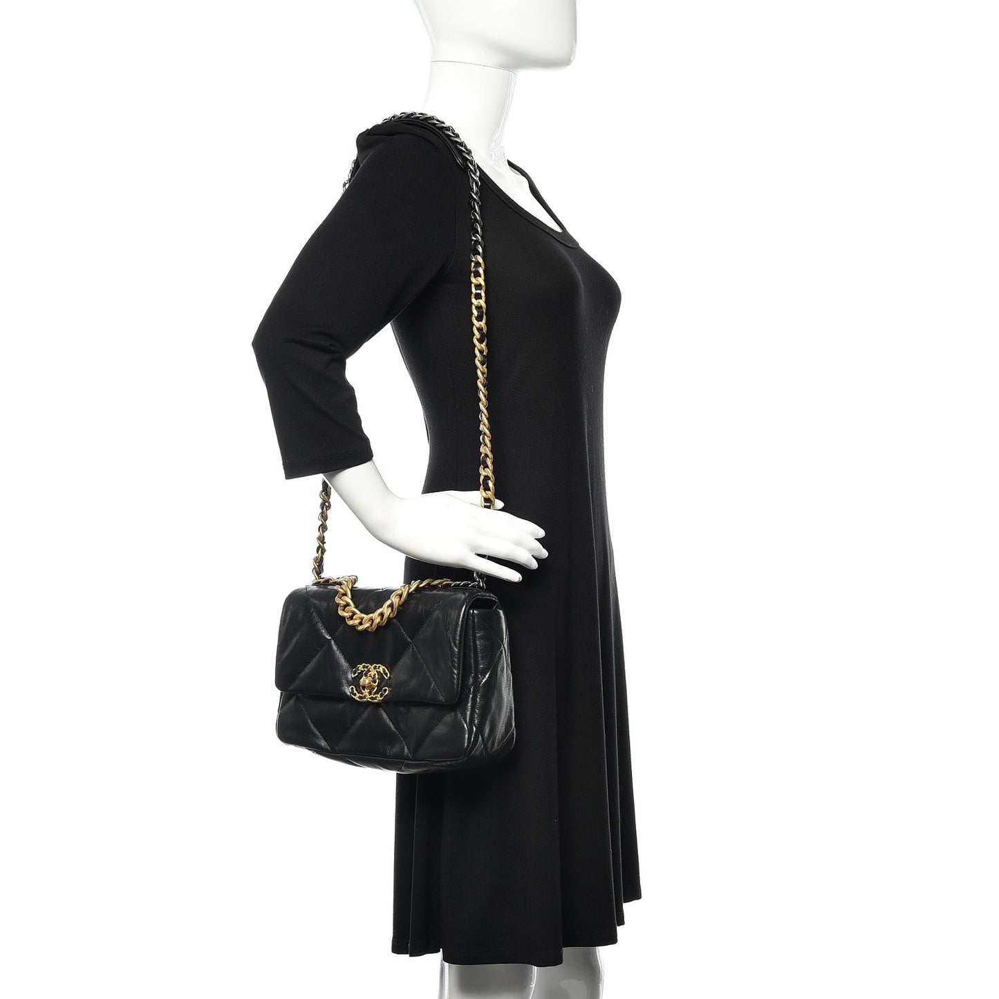 Goatskin Quilted Medium 19 Flap Black