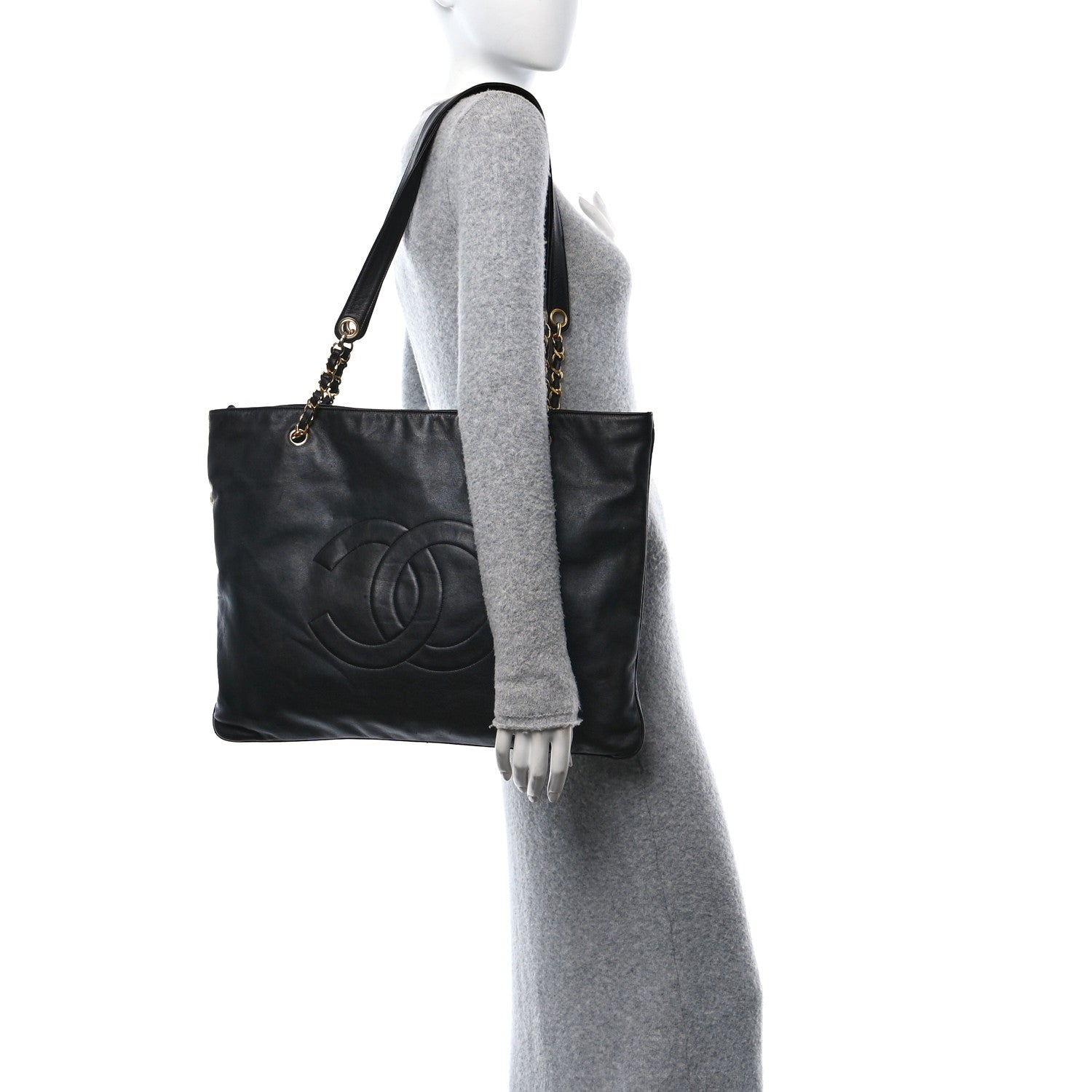 Chanel Lambskin Timeless CC Shoulder Bag Black 2 of 13