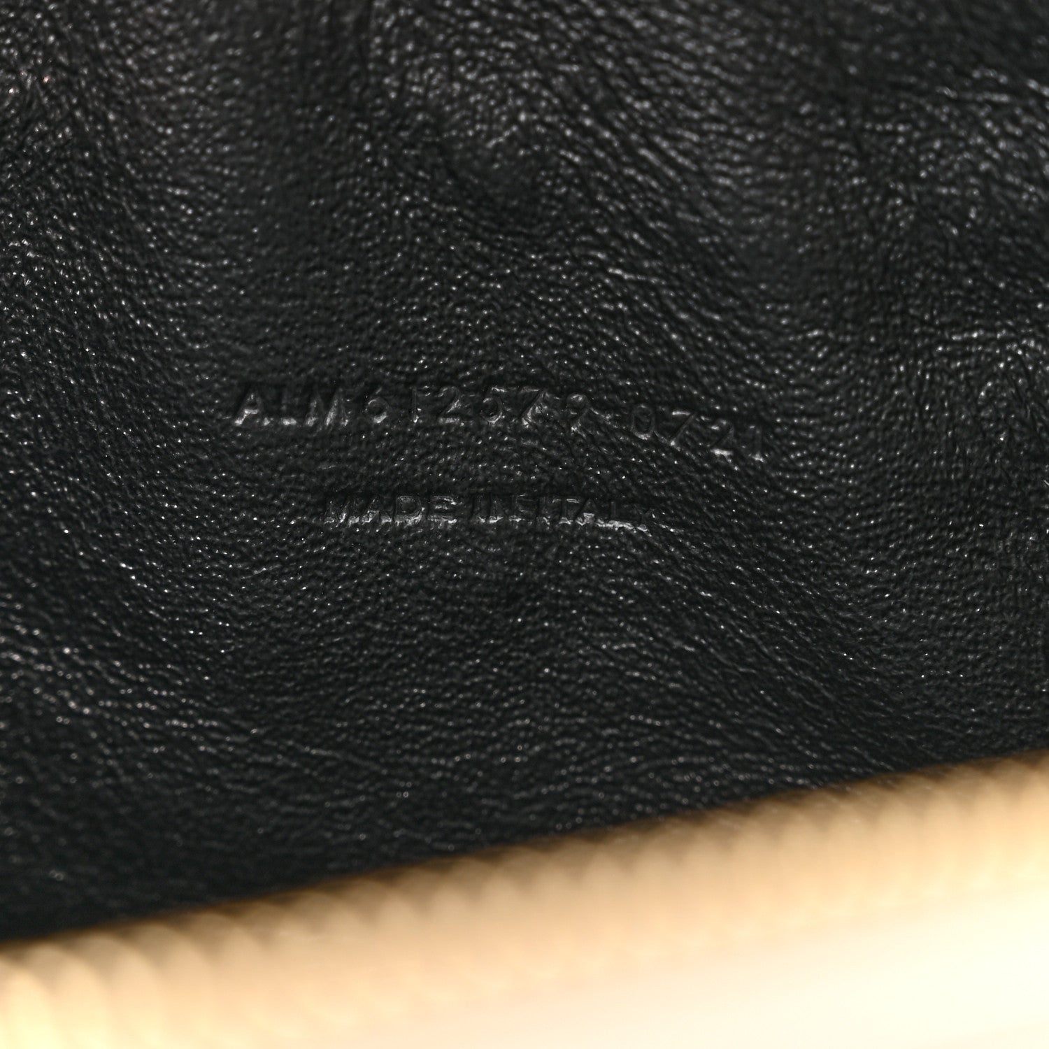 Saint Laurent Grain De Poudre Matelasse Monogram Mini Lou Camera Bag Crema Soft 6 of 10