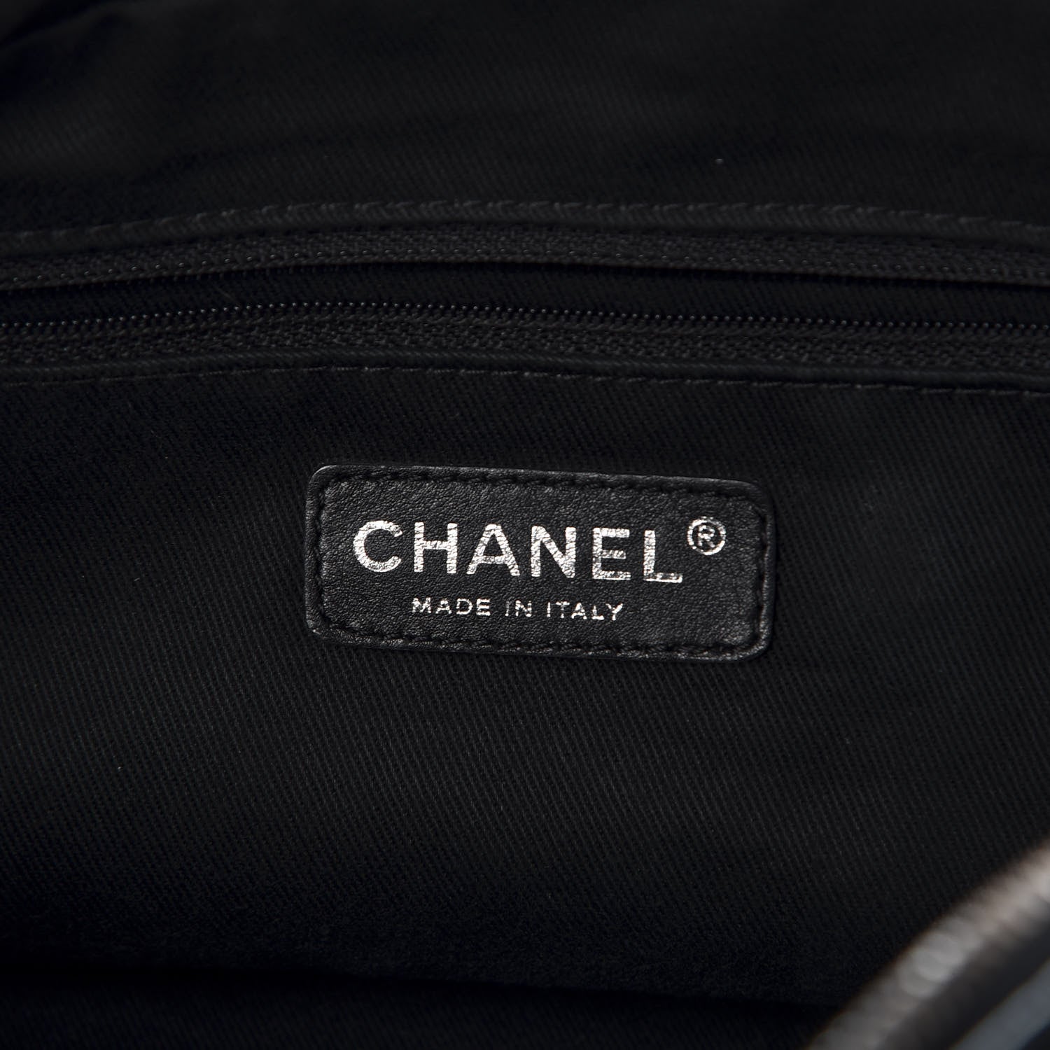 Chanel Calfskin Small Diamond Stitch Tote Black 7 of 9
