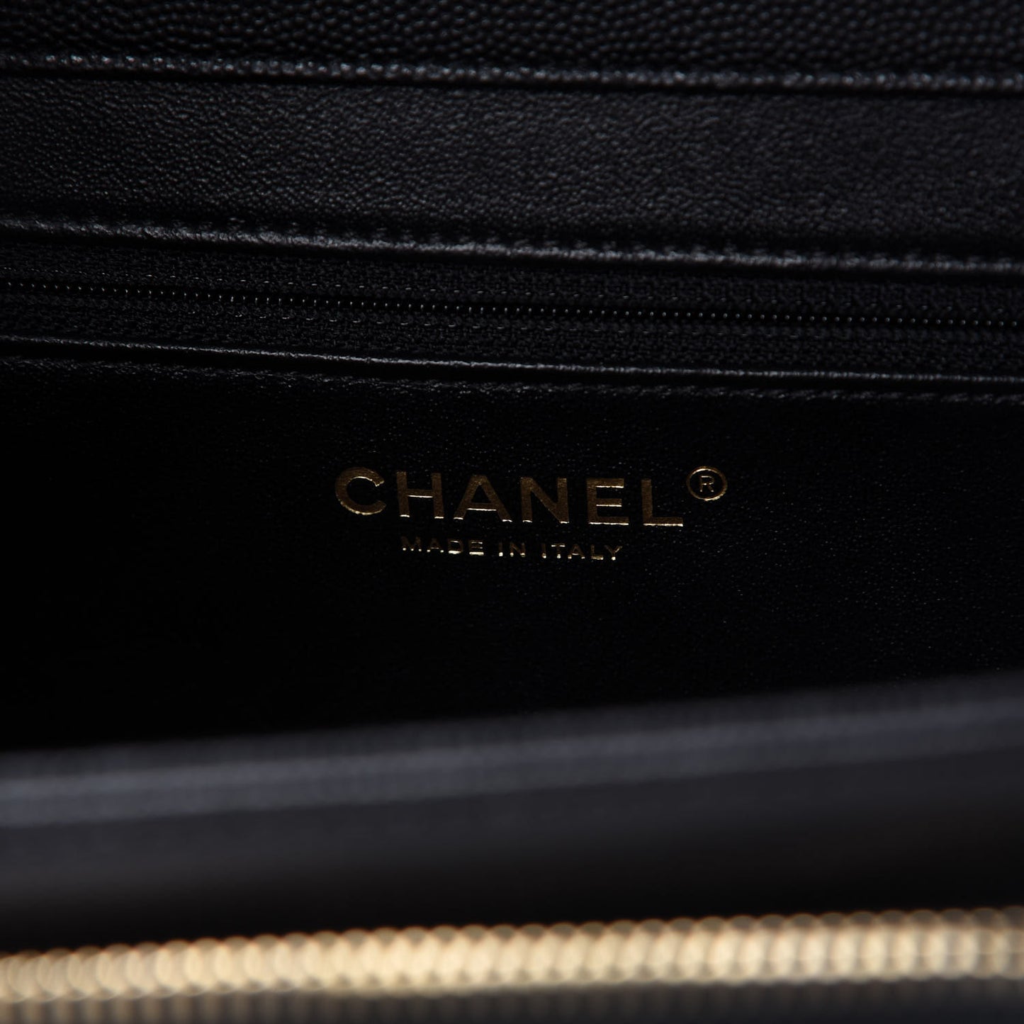 Caviar Quilted Large Business Affinity Flap Black