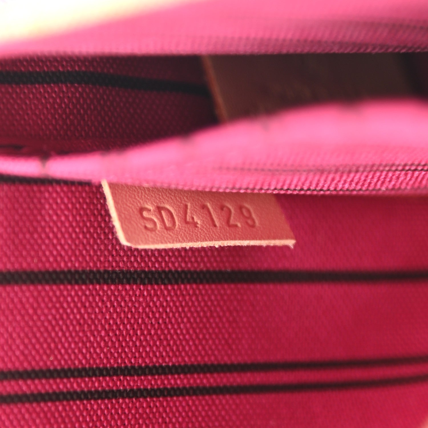 Louis Vuitton Monogram Neverfull MM GM Pochette Pivoine 7 of 7