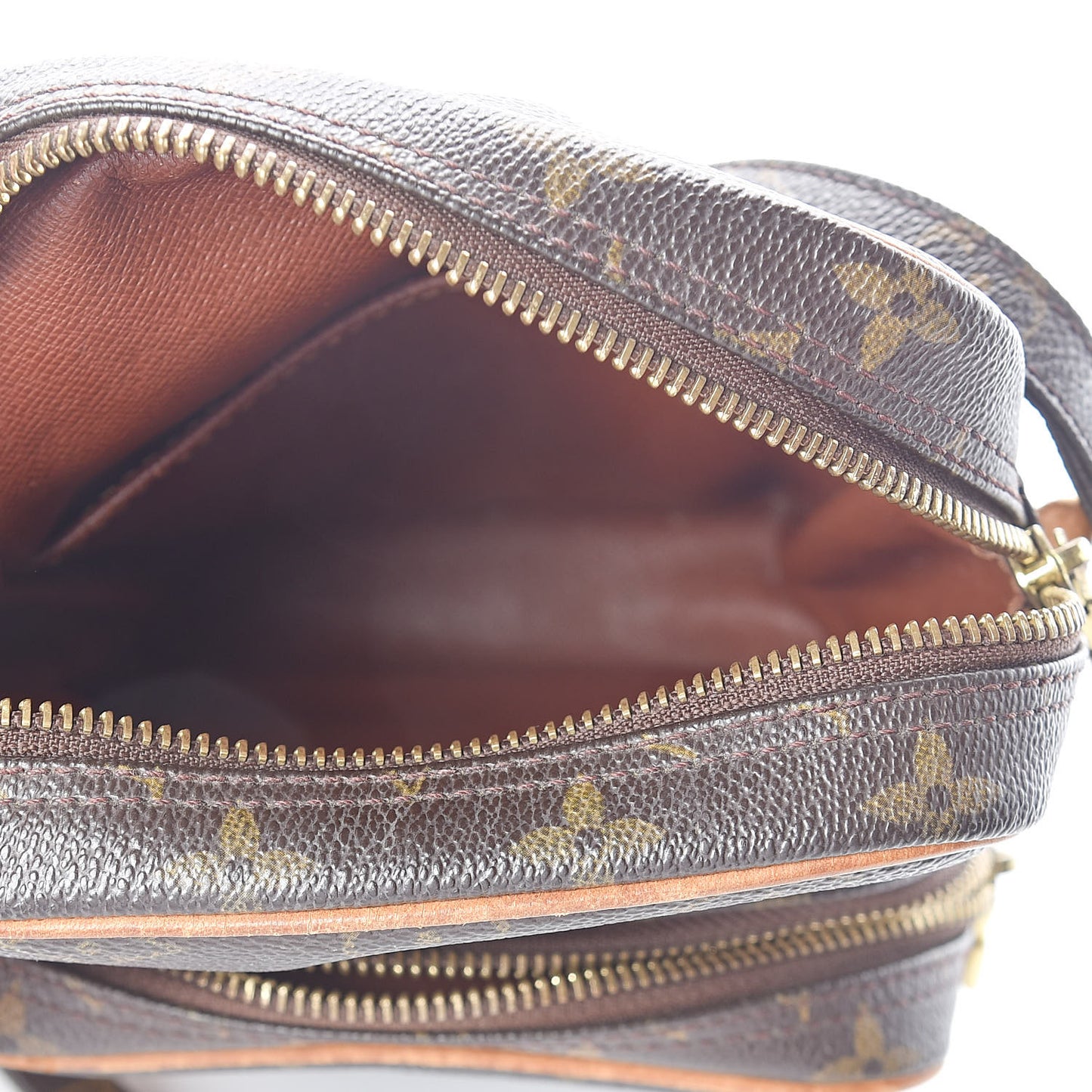 Monogram Amazone