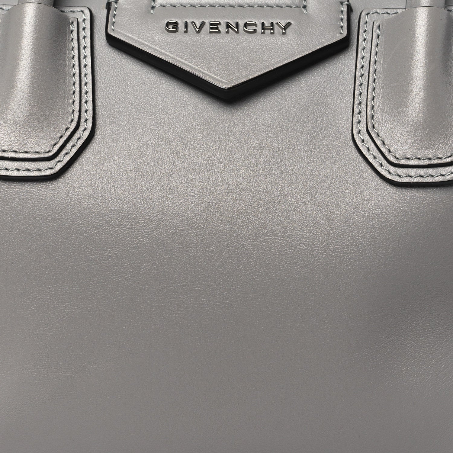 Givenchy Soft Calfskin Small Soft Antigona Pearl Grey 7 of 9
