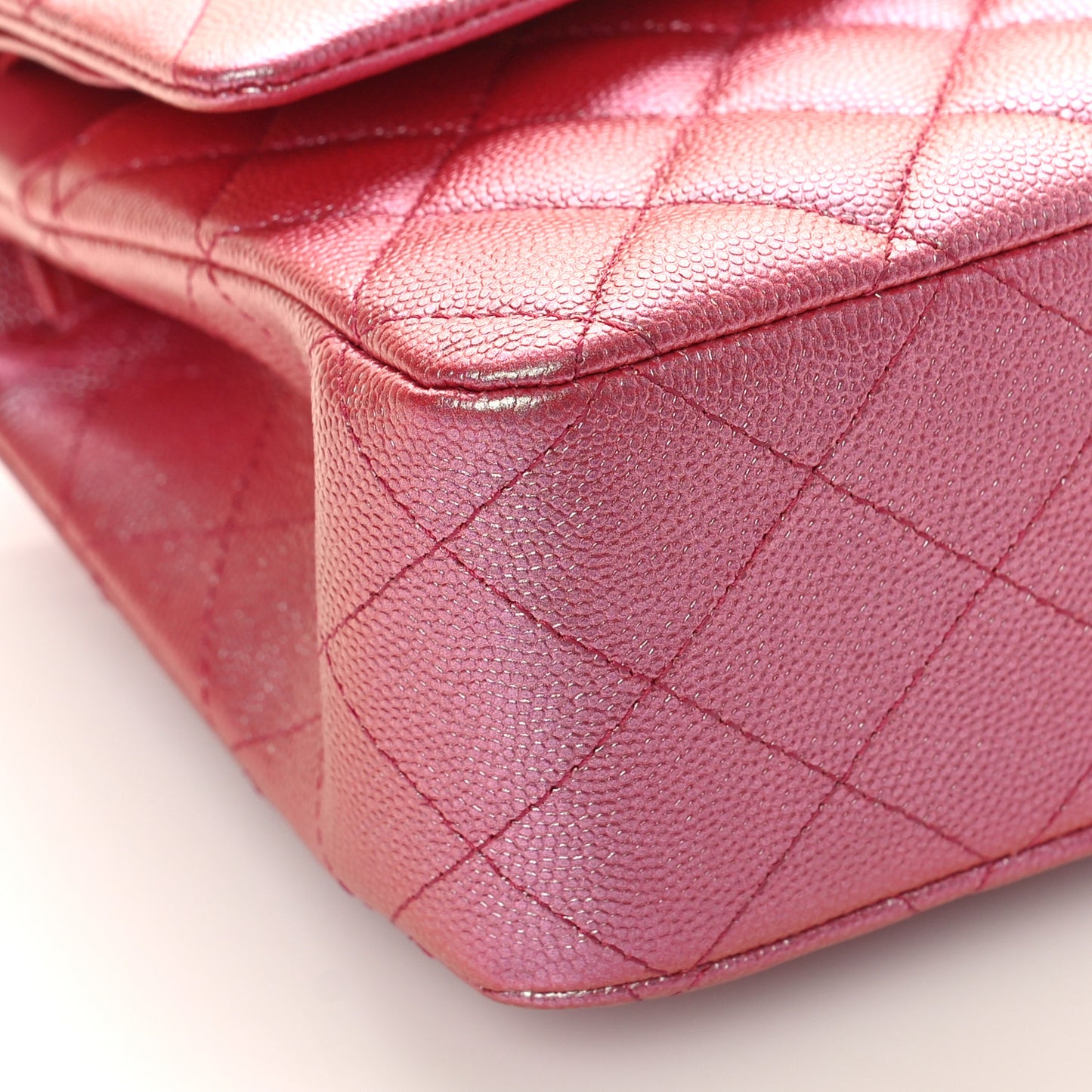 Iridescent Caviar Quilted Medium Double Flap Pink