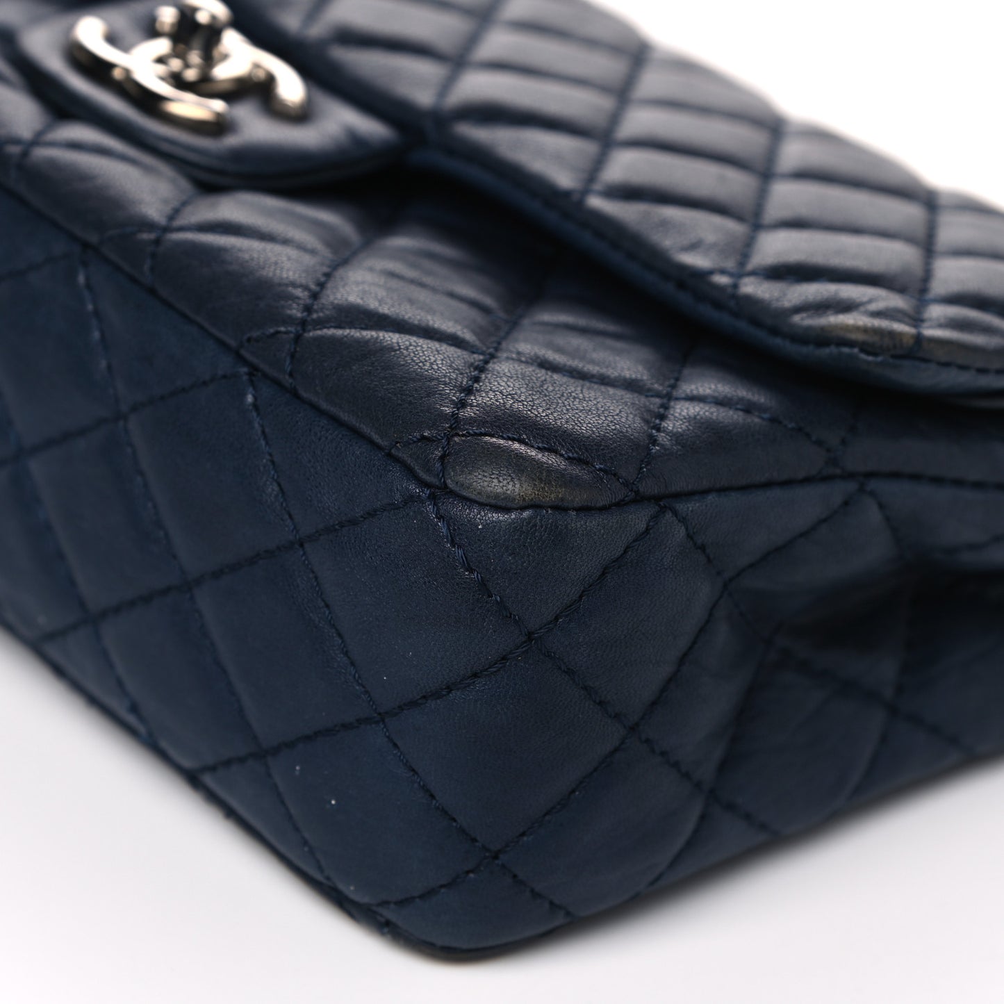 Lambskin Quilted Medium Double Flap Bijoux Chain Navy