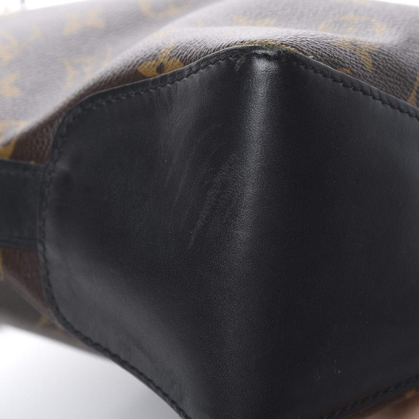 Monogram Macassar Torres Messenger