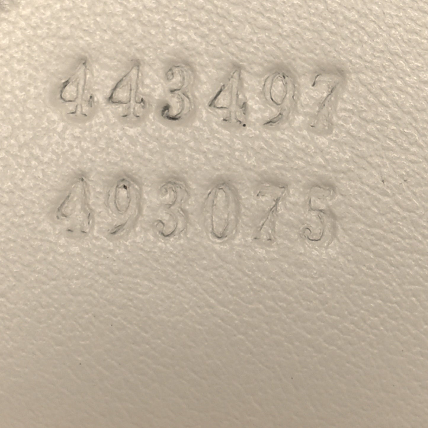 Calfskin Matelasse Small GG Marmont Shoulder Bag White