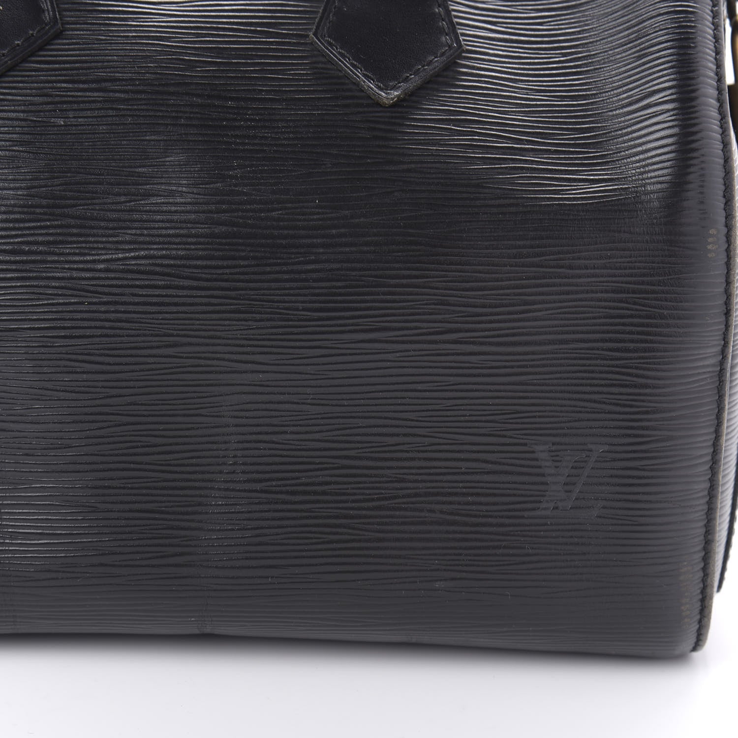 Louis Vuitton Epi Speedy 25 Black 10 of 10