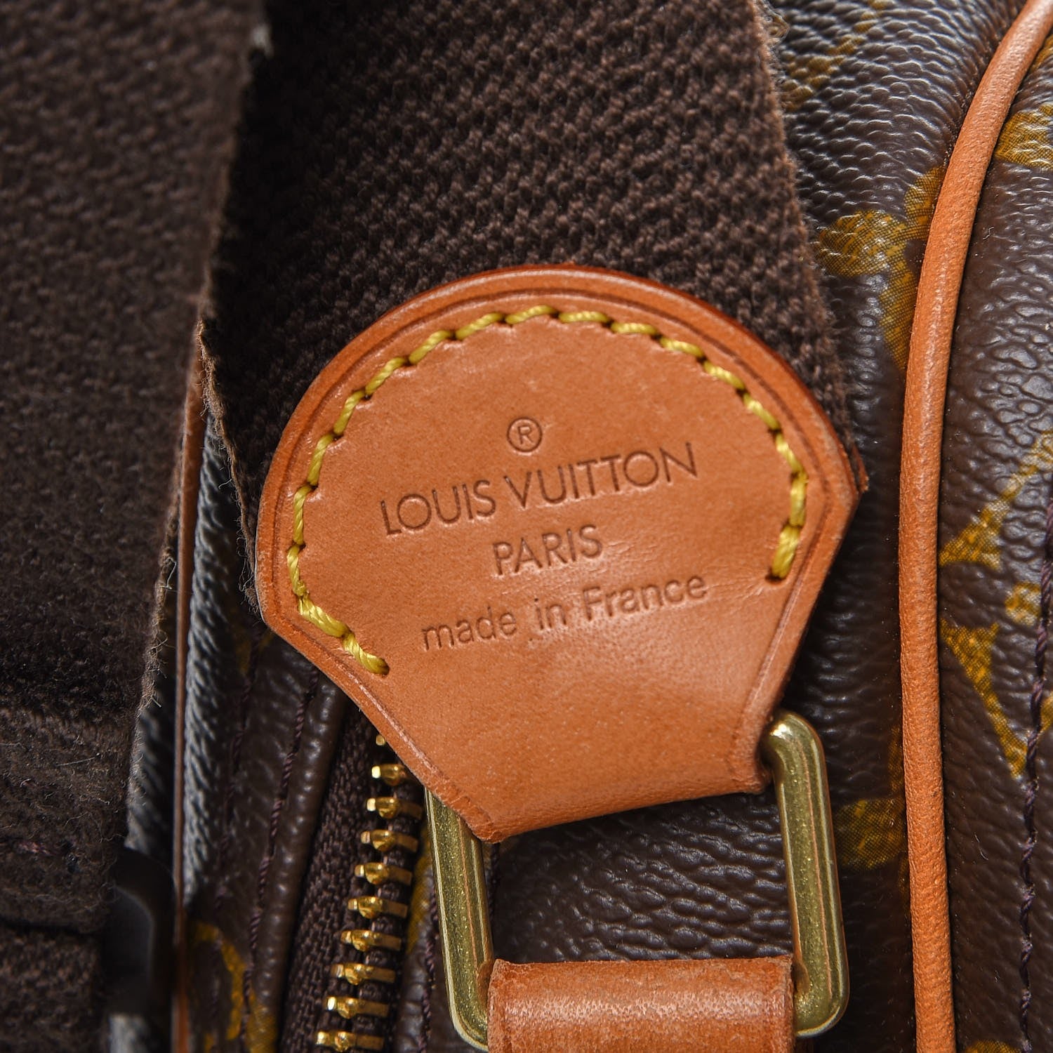 Louis Vuitton Monogram Reporter PM 9 of 12