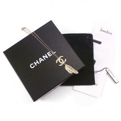 Chanel Gold Feathers CC Logo Necklace 3 of 5