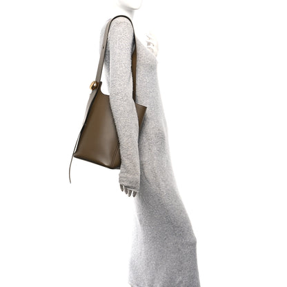 Loewe Smooth Calfskin Medium Pebble Bucket Bag Oak 2 of 9