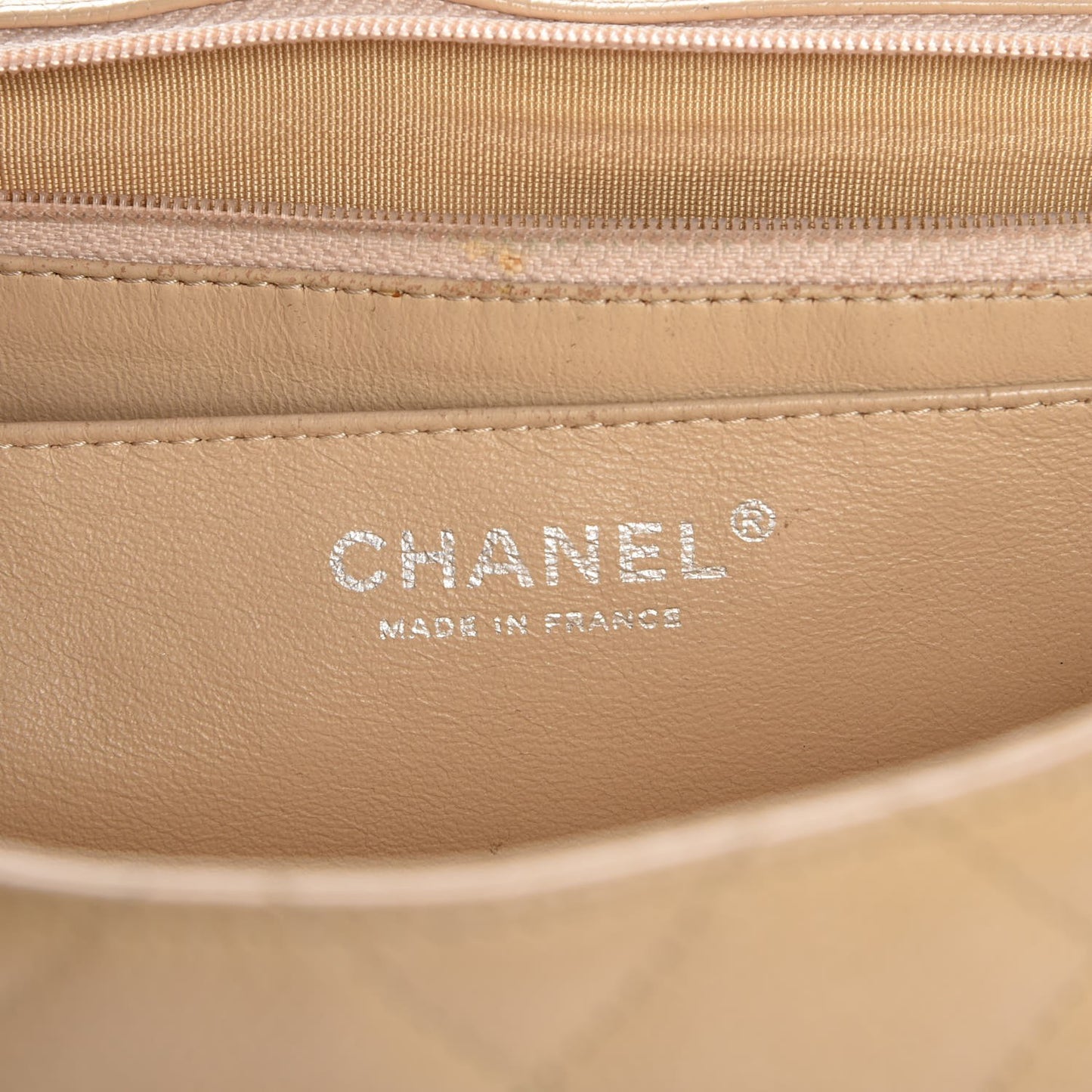 Caviar Quilted Jumbo Single Flap Beige Clair