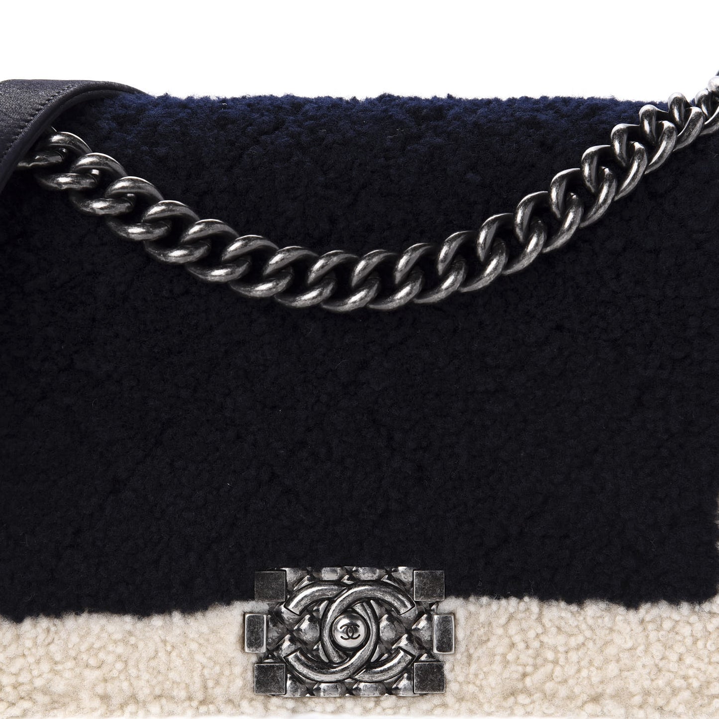 Shearling Iridescent Calfskin Medium Boy Flap Navy