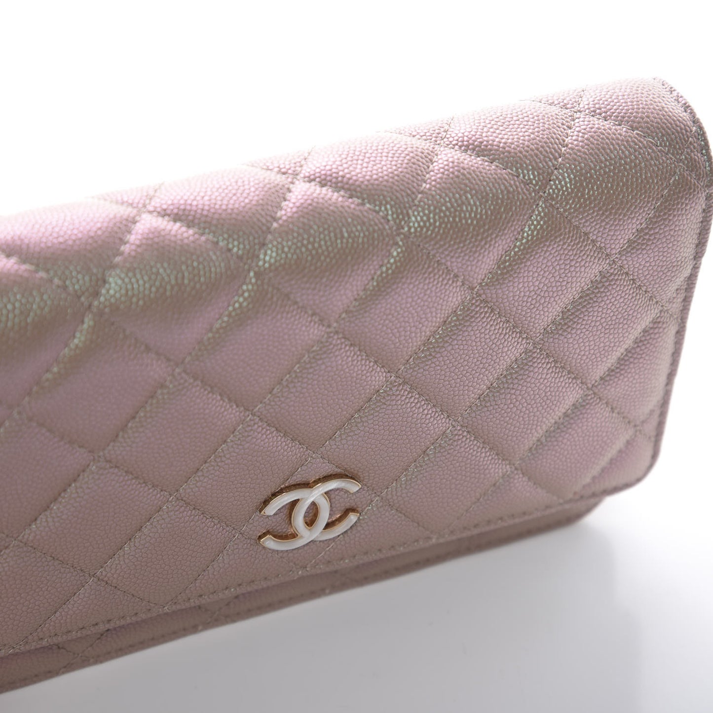 Iridescent Caviar Quilted Wallet On Chain WOC Beige