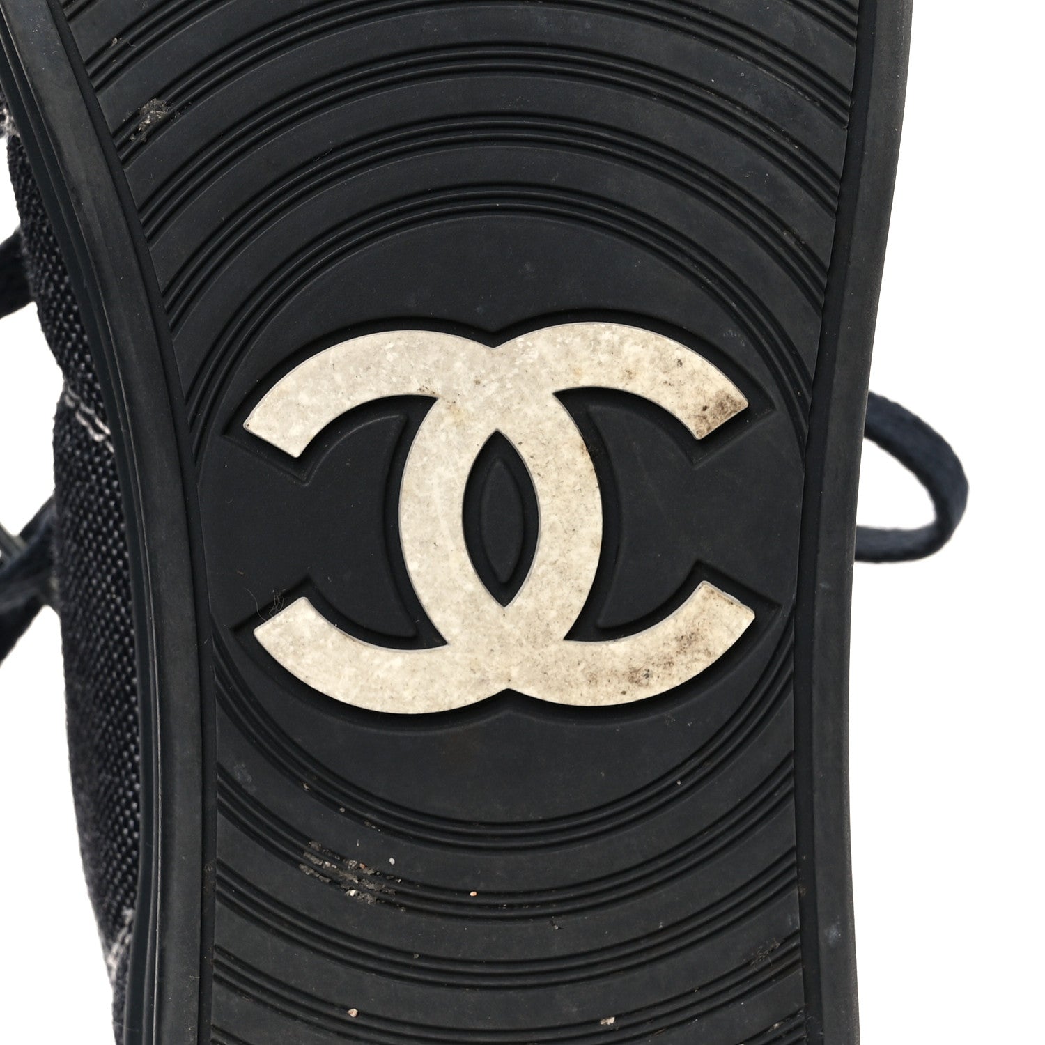 Chanel Toile Suede Calfskin CC Low Top Sneakers 36 Dark Grey 7 of 11