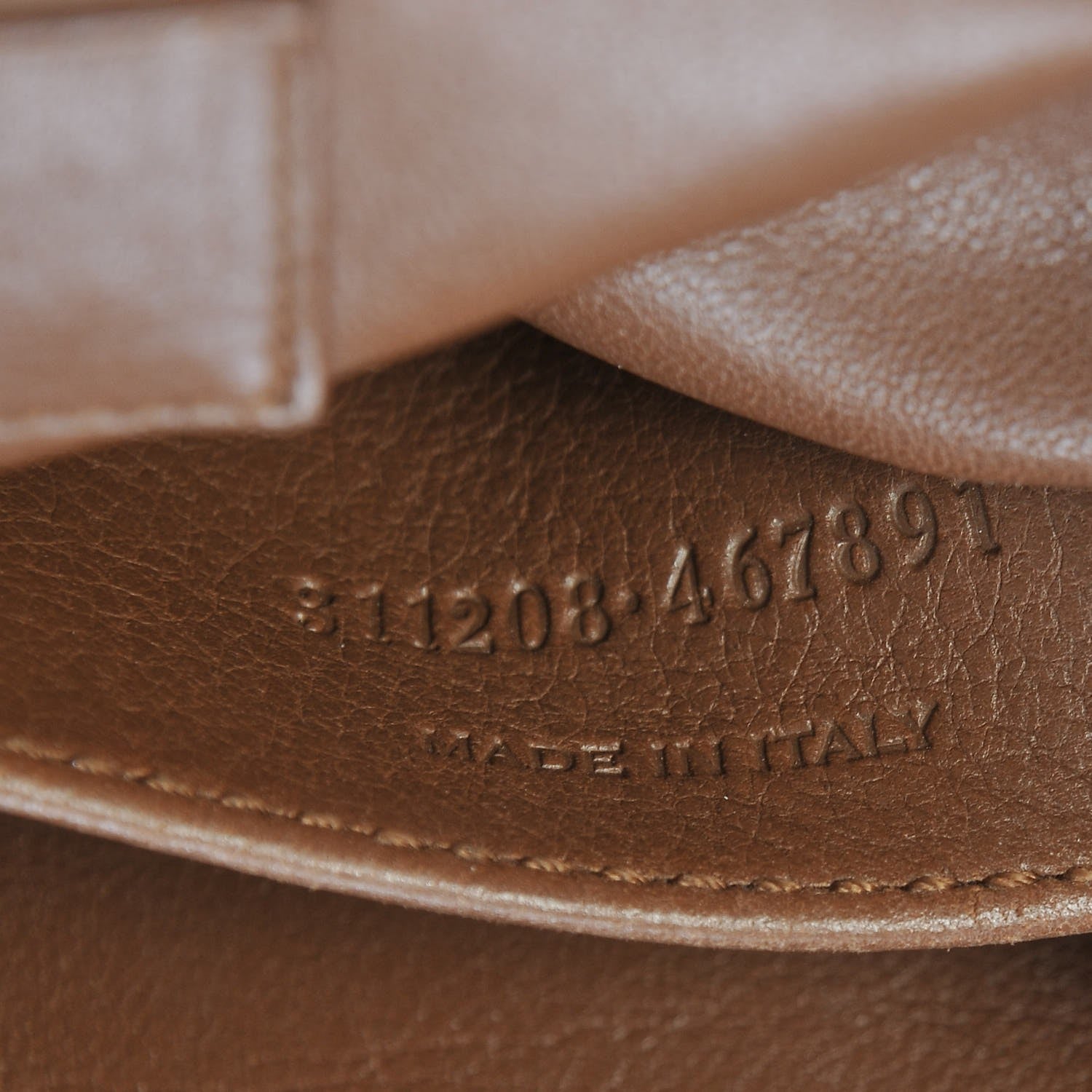 Saint Laurent Suede Medium Classic Y Cabas Light Ocre 8 of 14