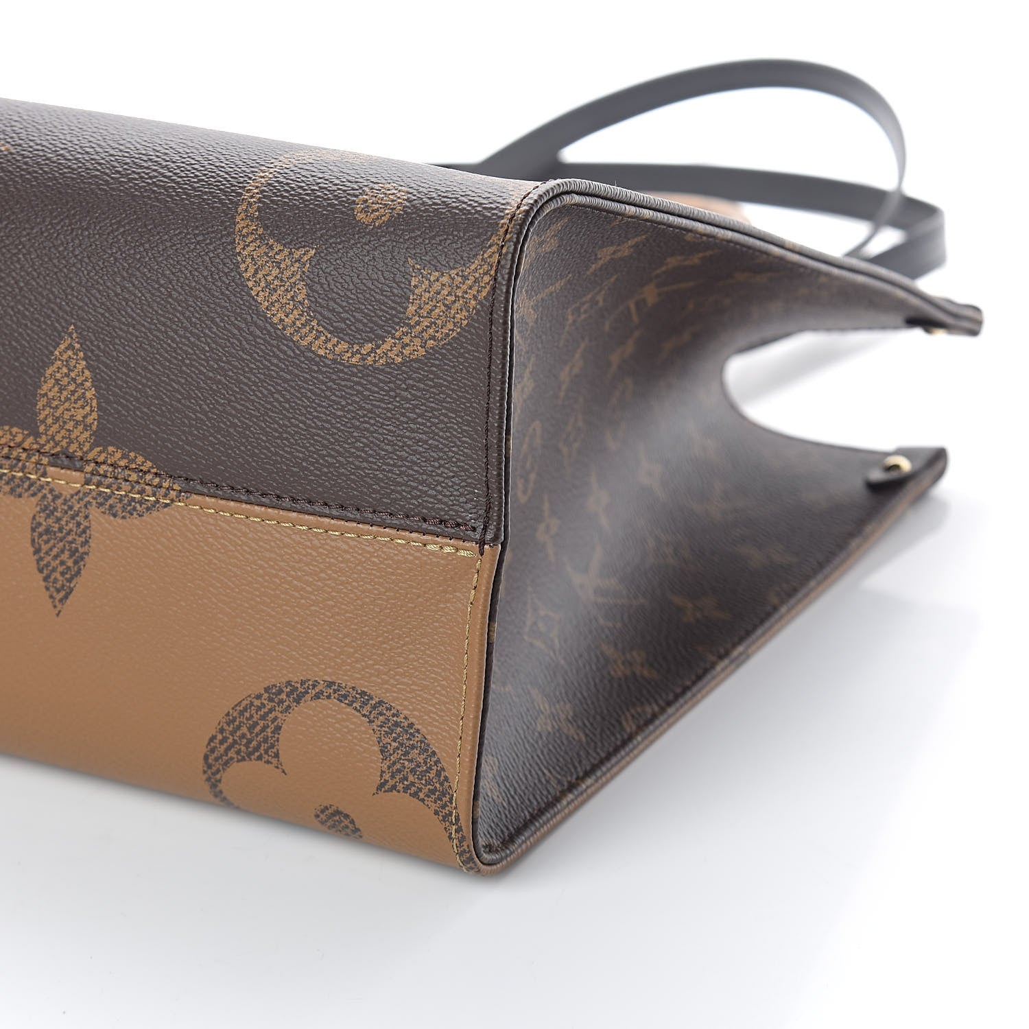 Louis Vuitton Reverse Monogram Giant Onthego MM 9 of 9