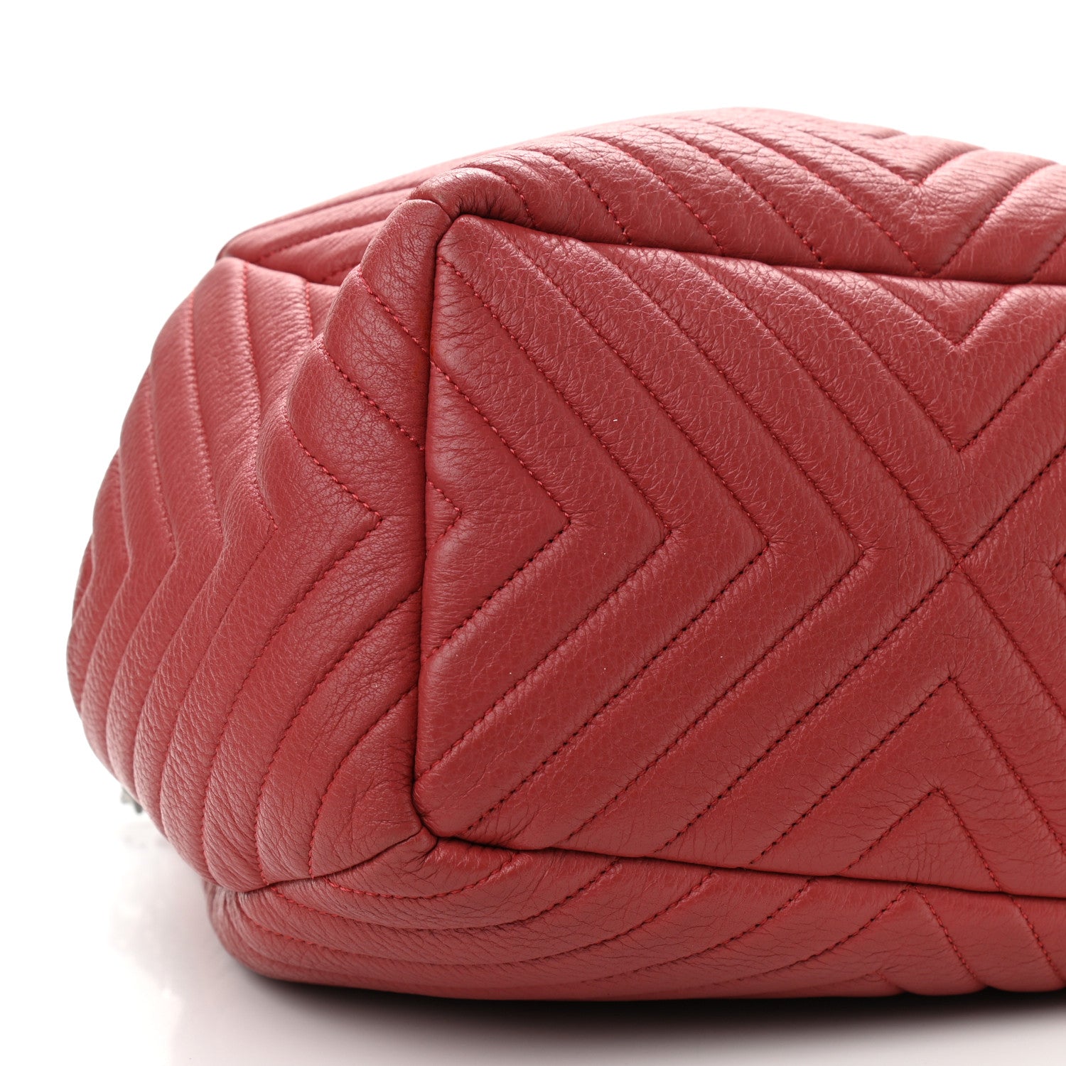 Chanel Deerskin Chevron Quilted Medium CC Chain Bucket Drawstring Bag Red 9 of 12