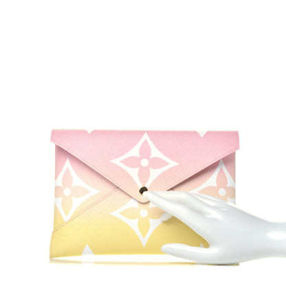 Louis Vuitton Monogram Giant By The Pool Large Kirigami Pochette Pink 2 of 7