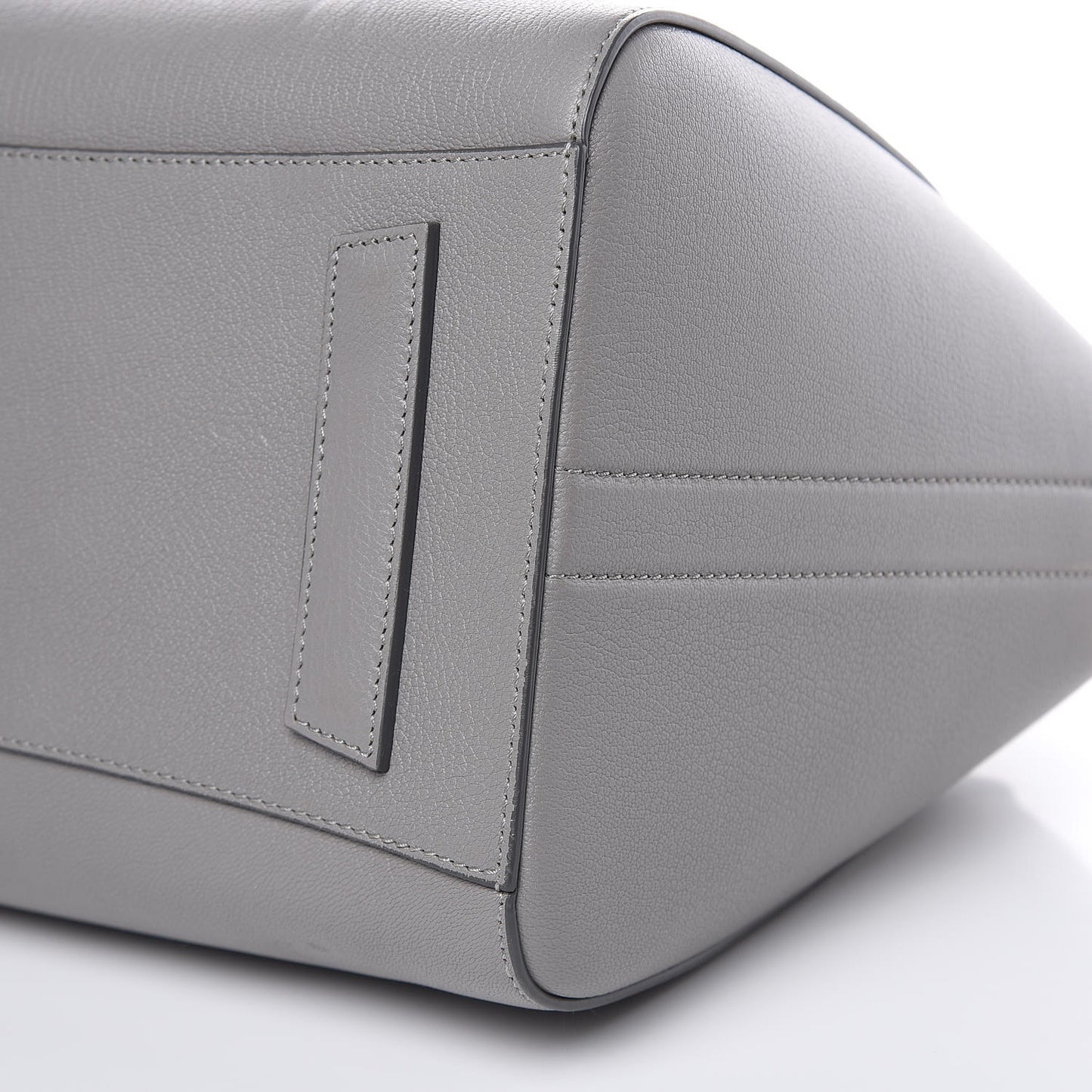 Sugar Goatskin Medium Antigona Pearl Grey