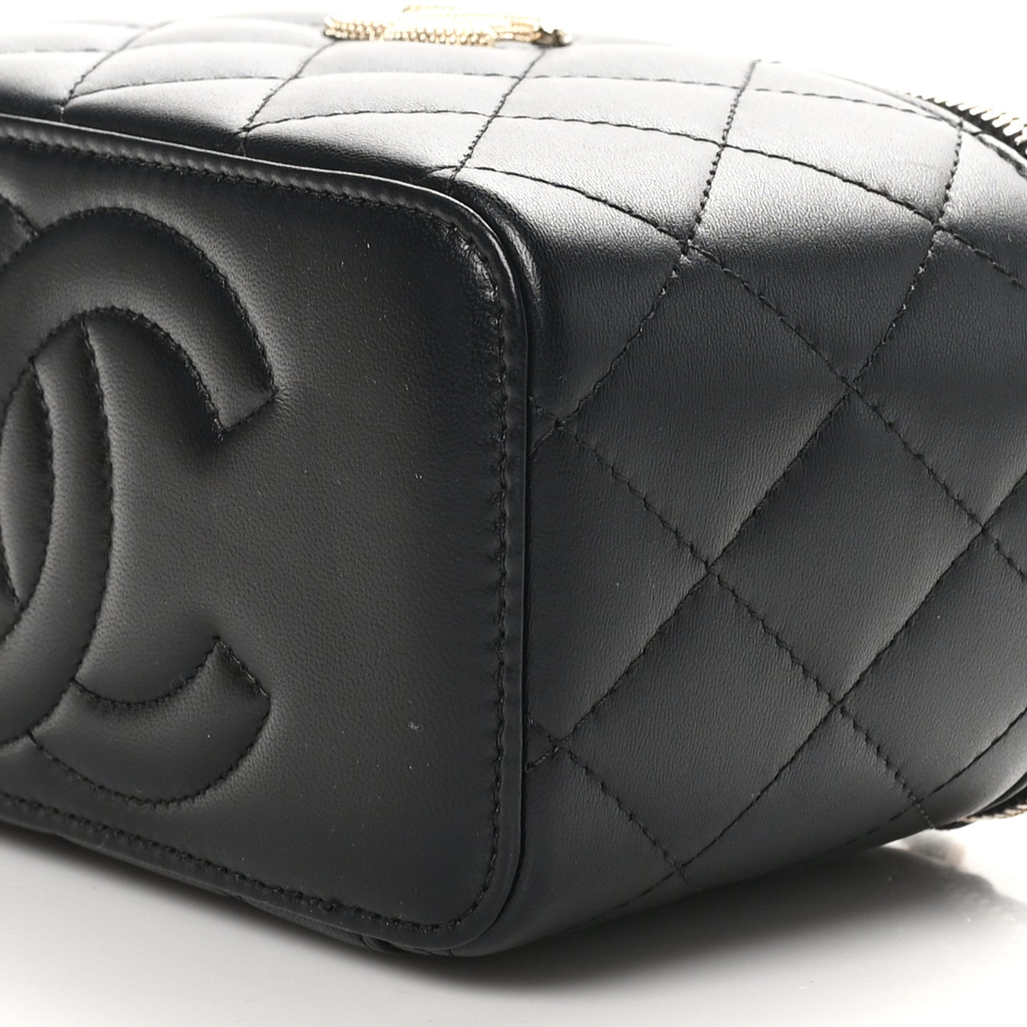 Lambskin Quilted Small Vanity Case With Chain Black